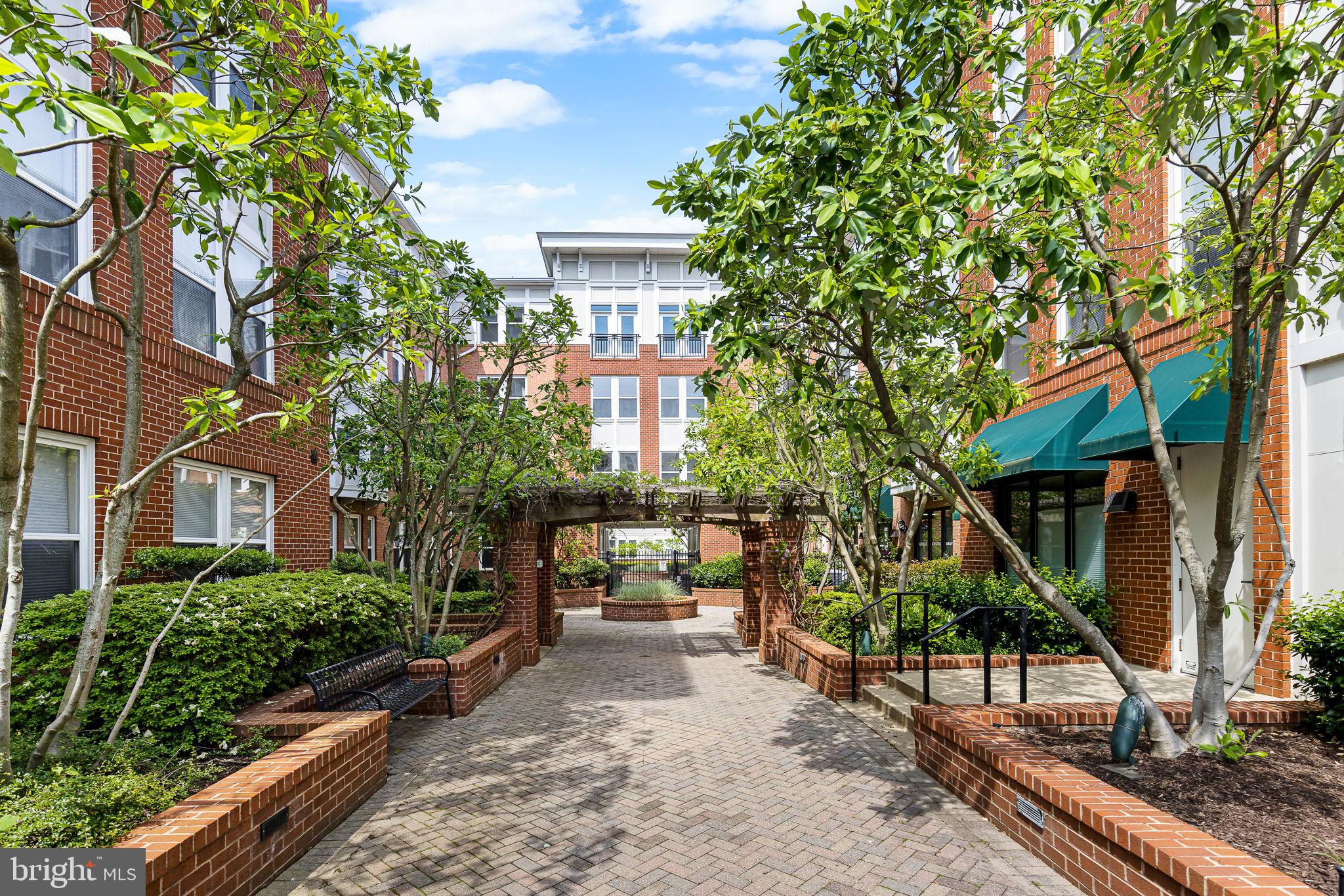 HALSTEAD AT THE METRO II - Residential