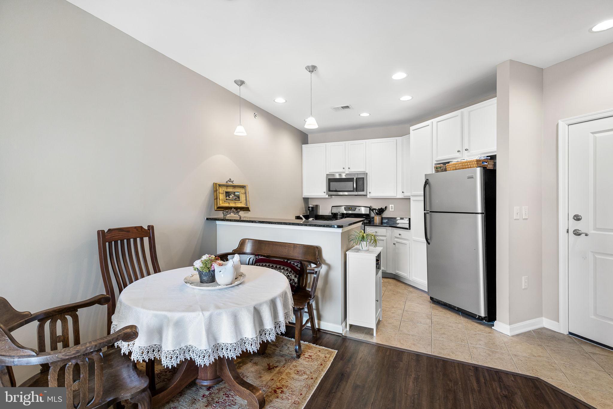 HALSTEAD AT THE METRO II - Residential