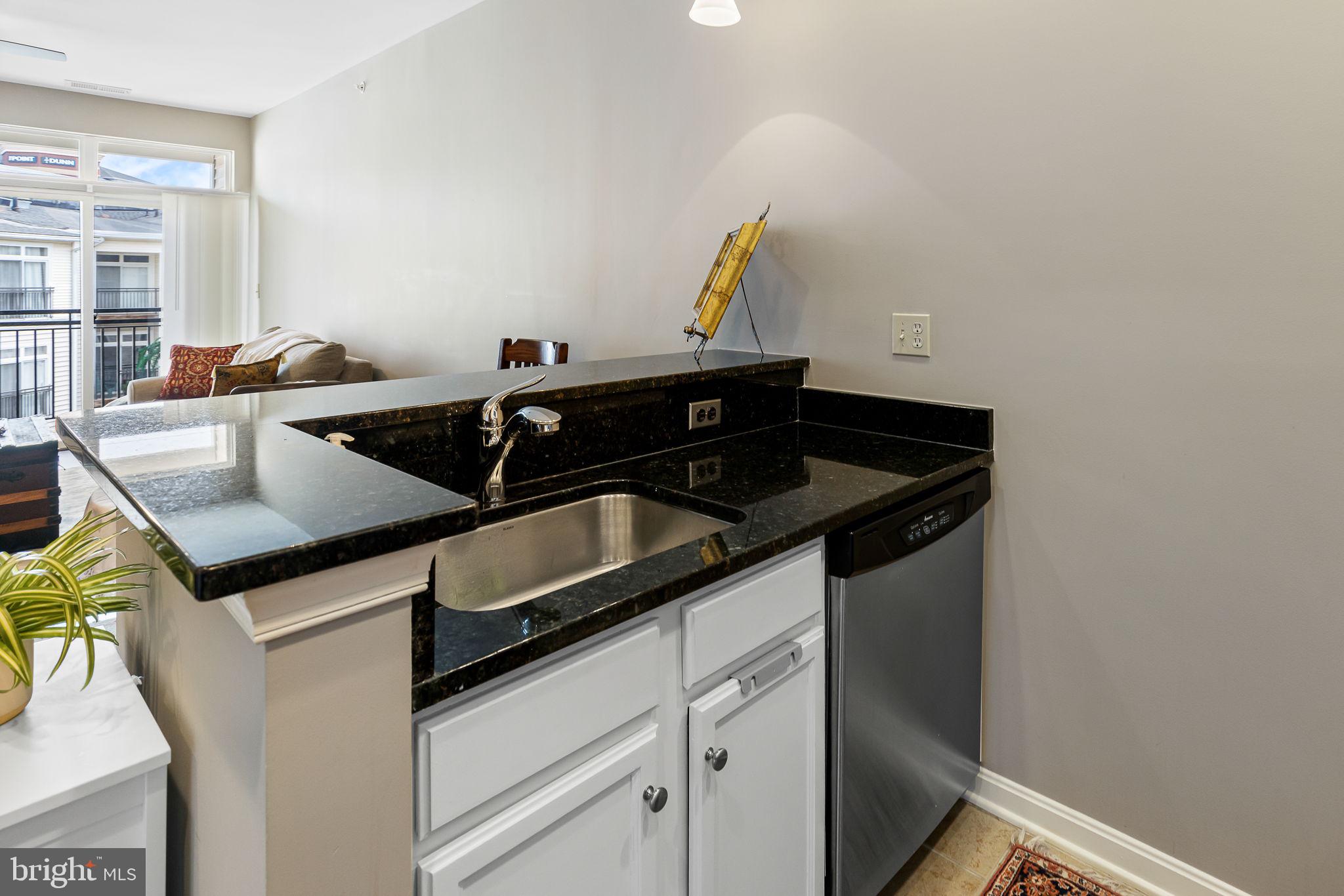 HALSTEAD AT THE METRO II - Residential