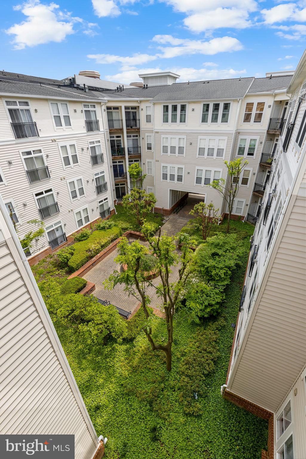 HALSTEAD AT THE METRO II - Residential