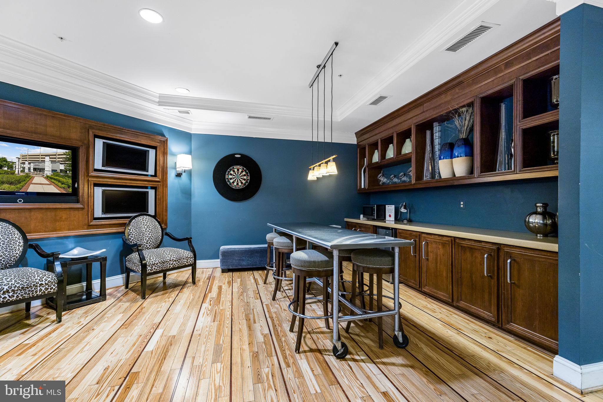 HALSTEAD AT THE METRO II - Residential