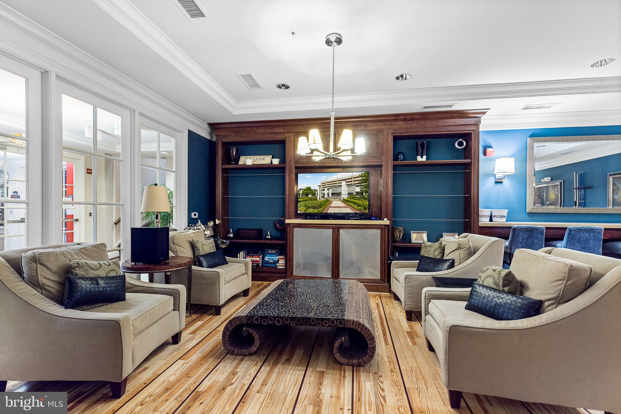 HALSTEAD AT THE METRO II - Residential