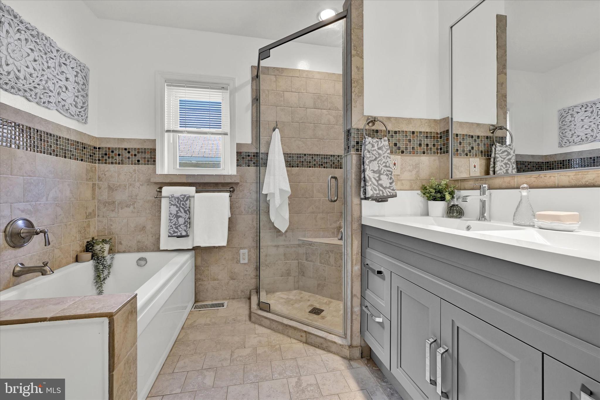 EASTPORT - Residential