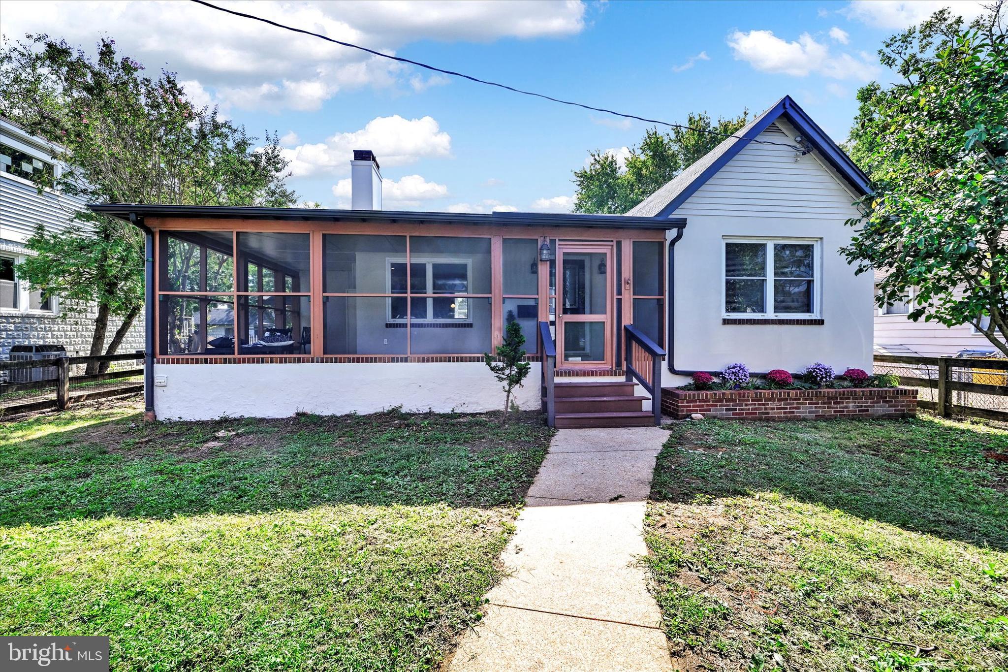 EASTPORT - Residential