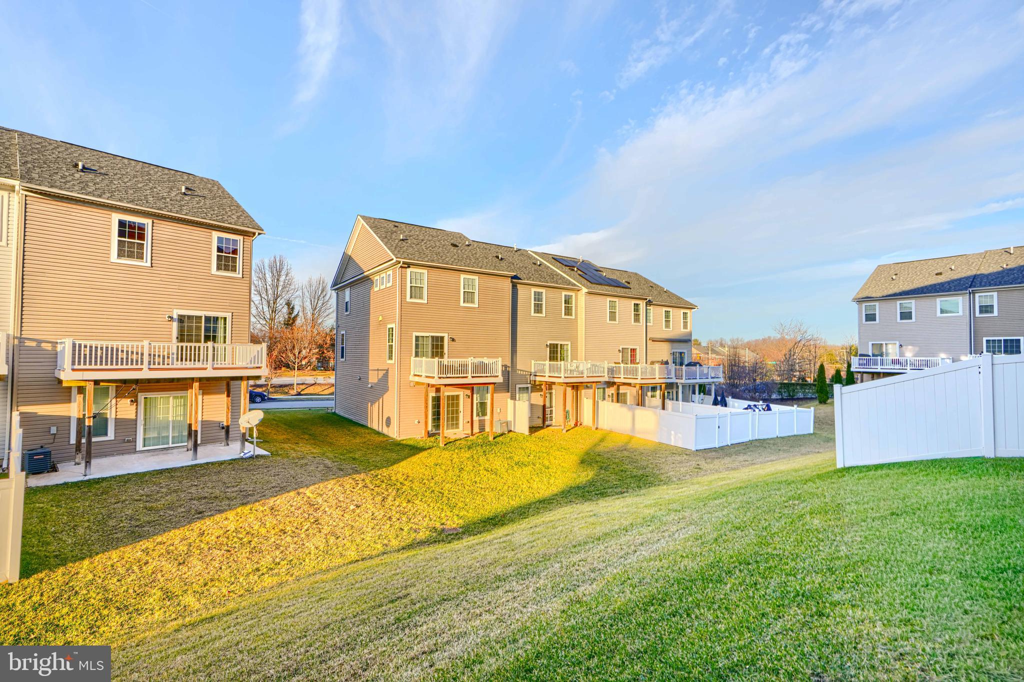 BALLARD GREEN - Residential