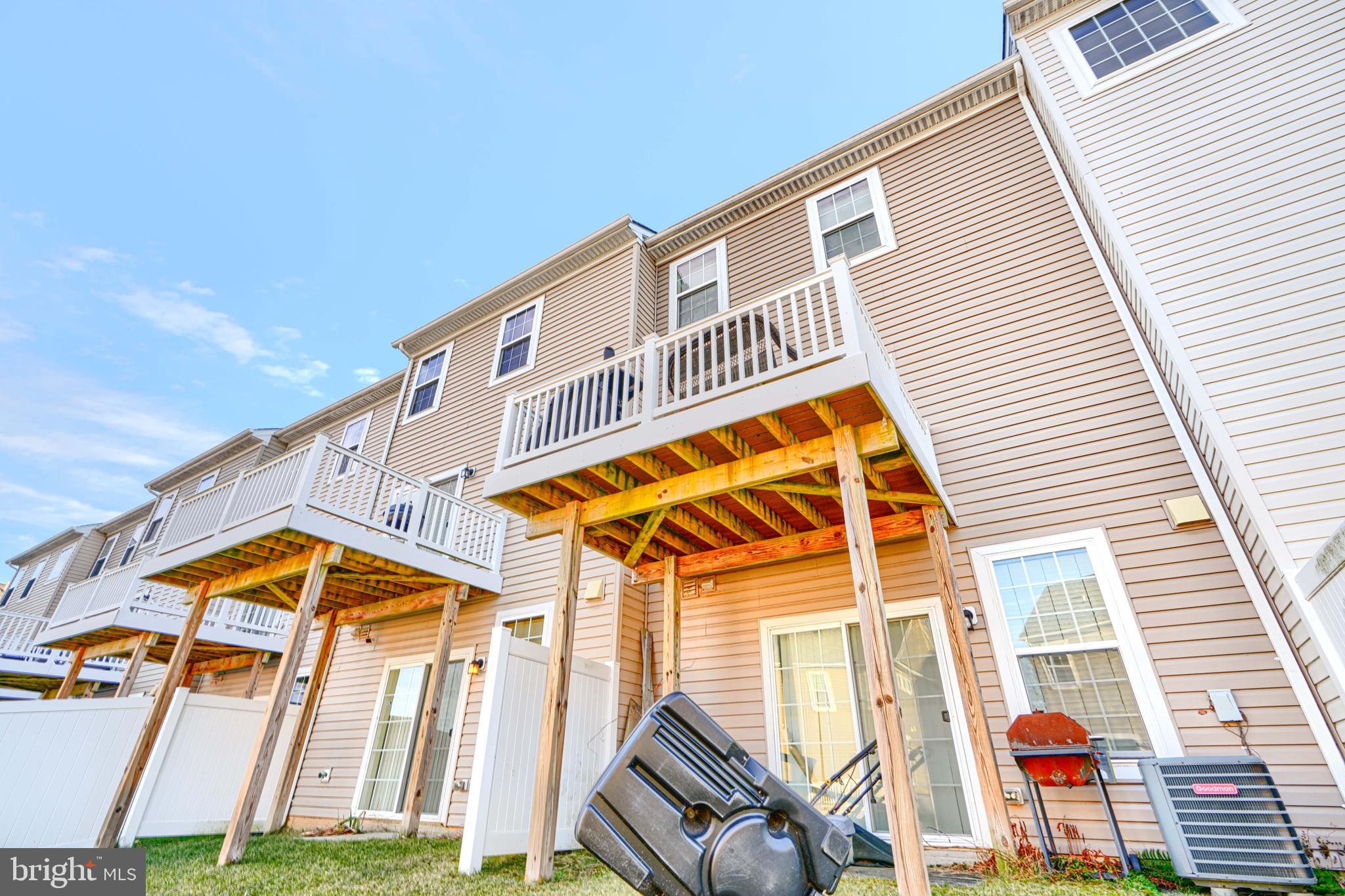 BALLARD GREEN - Residential