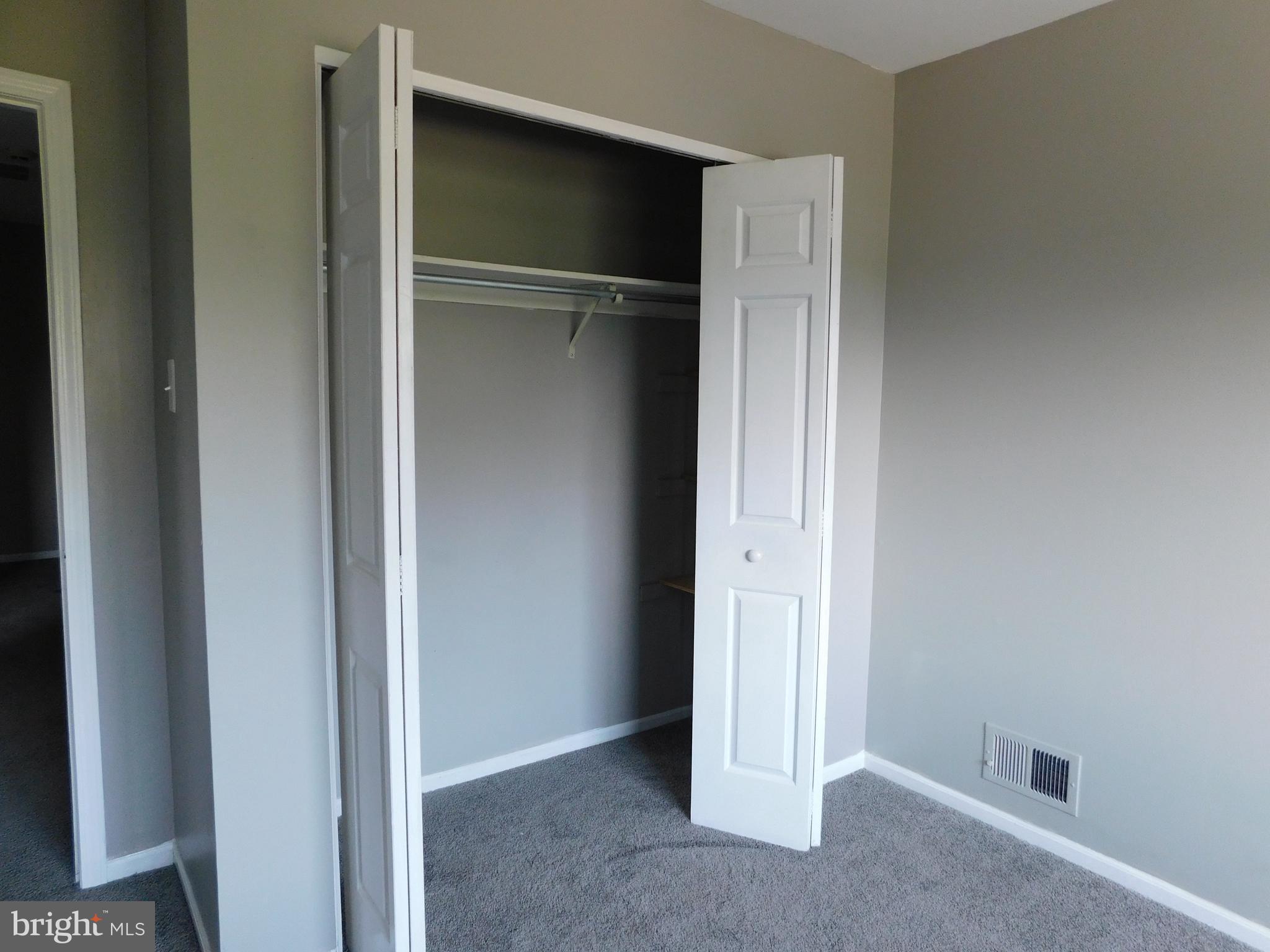 EAGLE RIDGE - Residential Lease