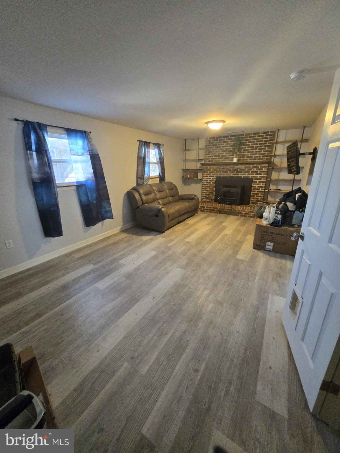 NOLL MANOR - Residential