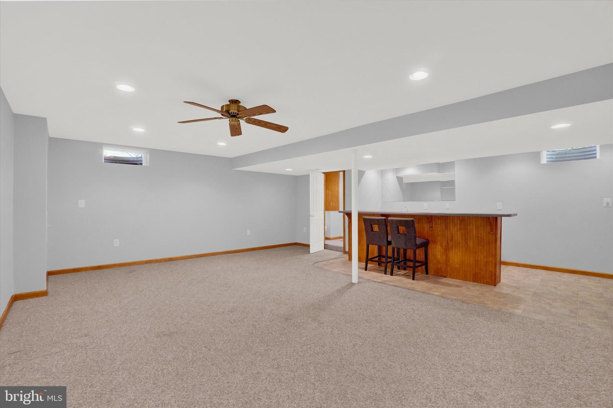 SHERMAN OAKS - Residential