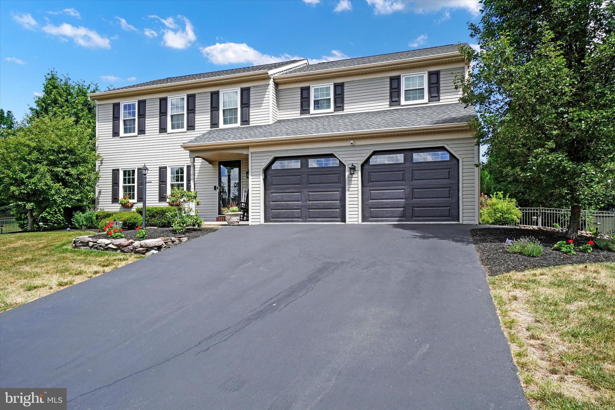 SHERMAN OAKS - Residential