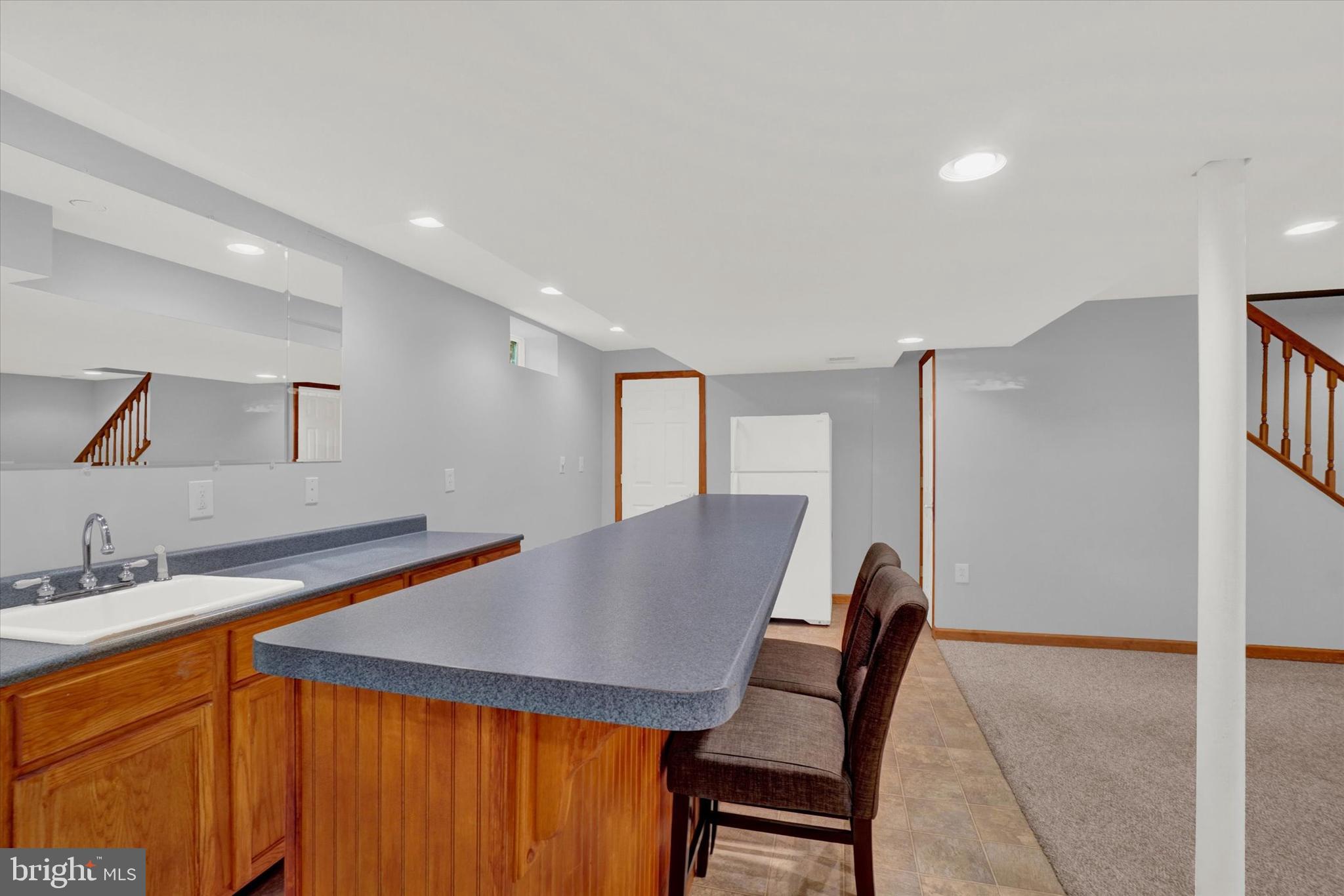 SHERMAN OAKS - Residential