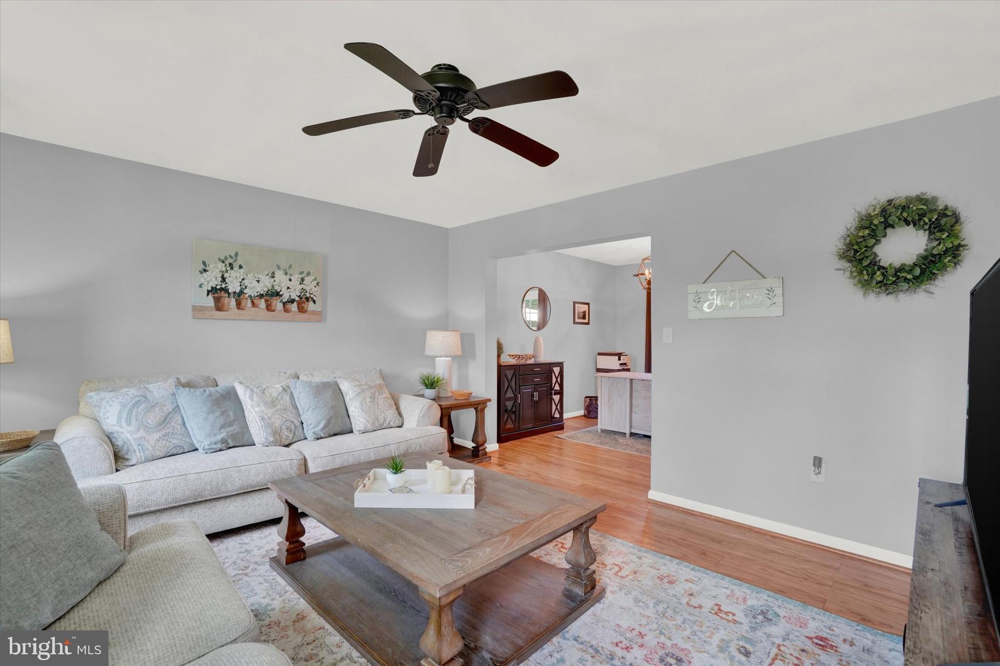 SHERMAN OAKS - Residential