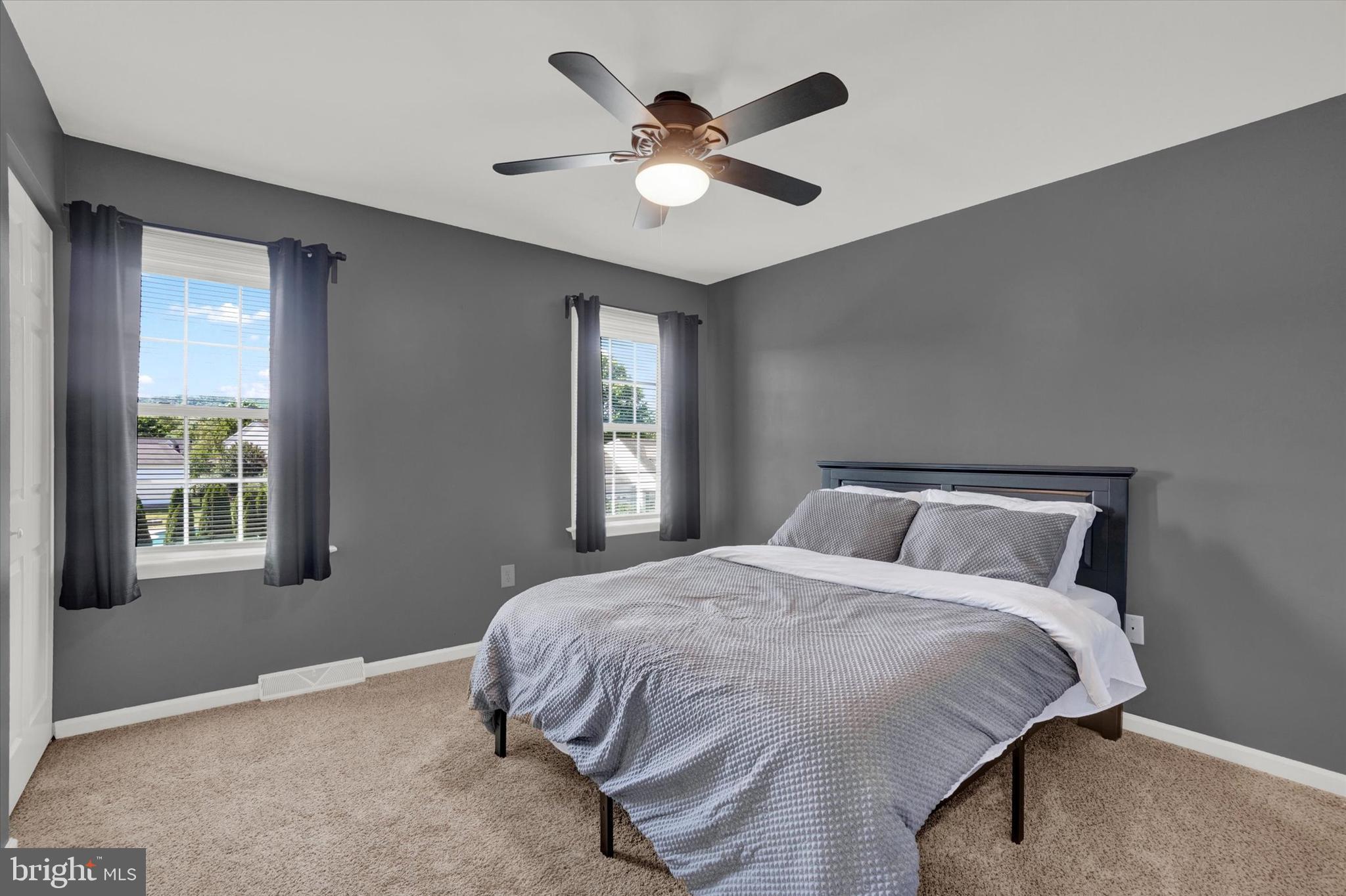 SHERMAN OAKS - Residential