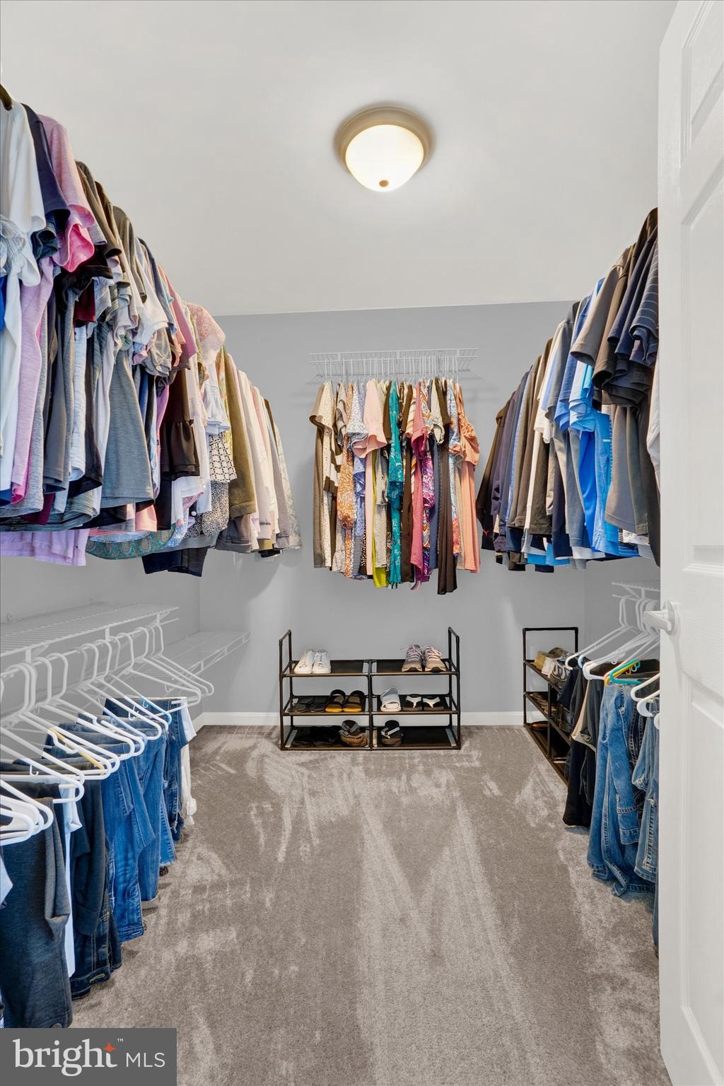 SHERMAN OAKS - Residential