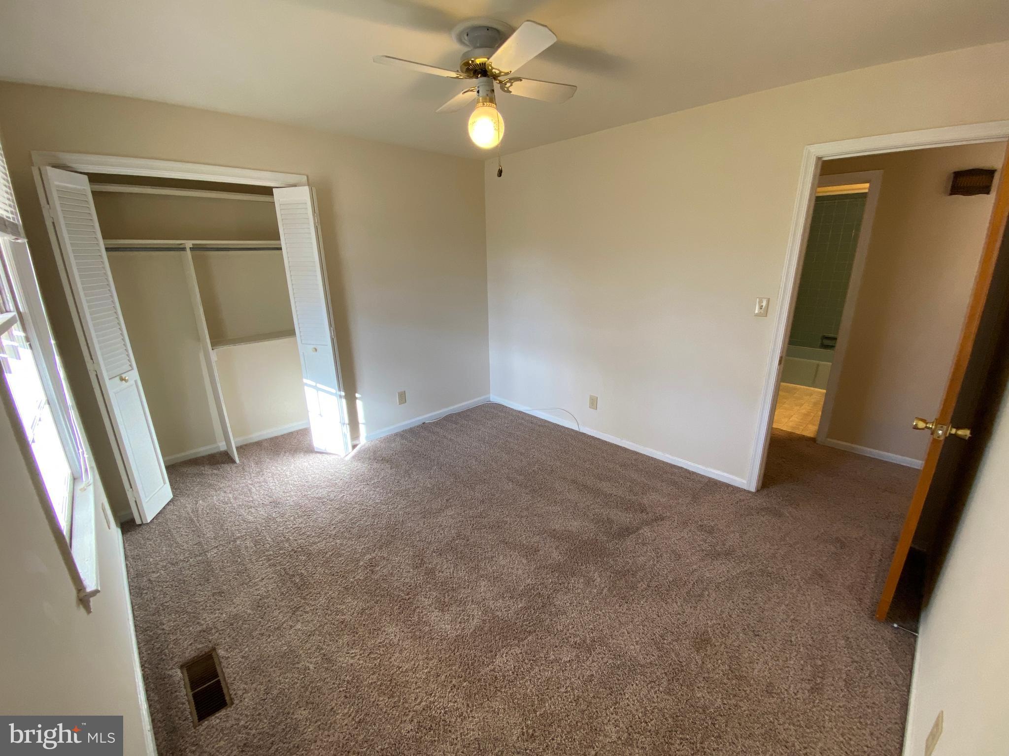 CLEARVIEW HEIGHTS - Residential Lease