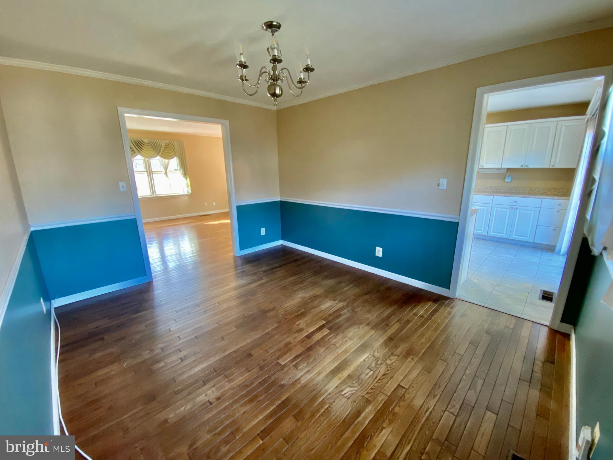 CLEARVIEW HEIGHTS - Residential Lease