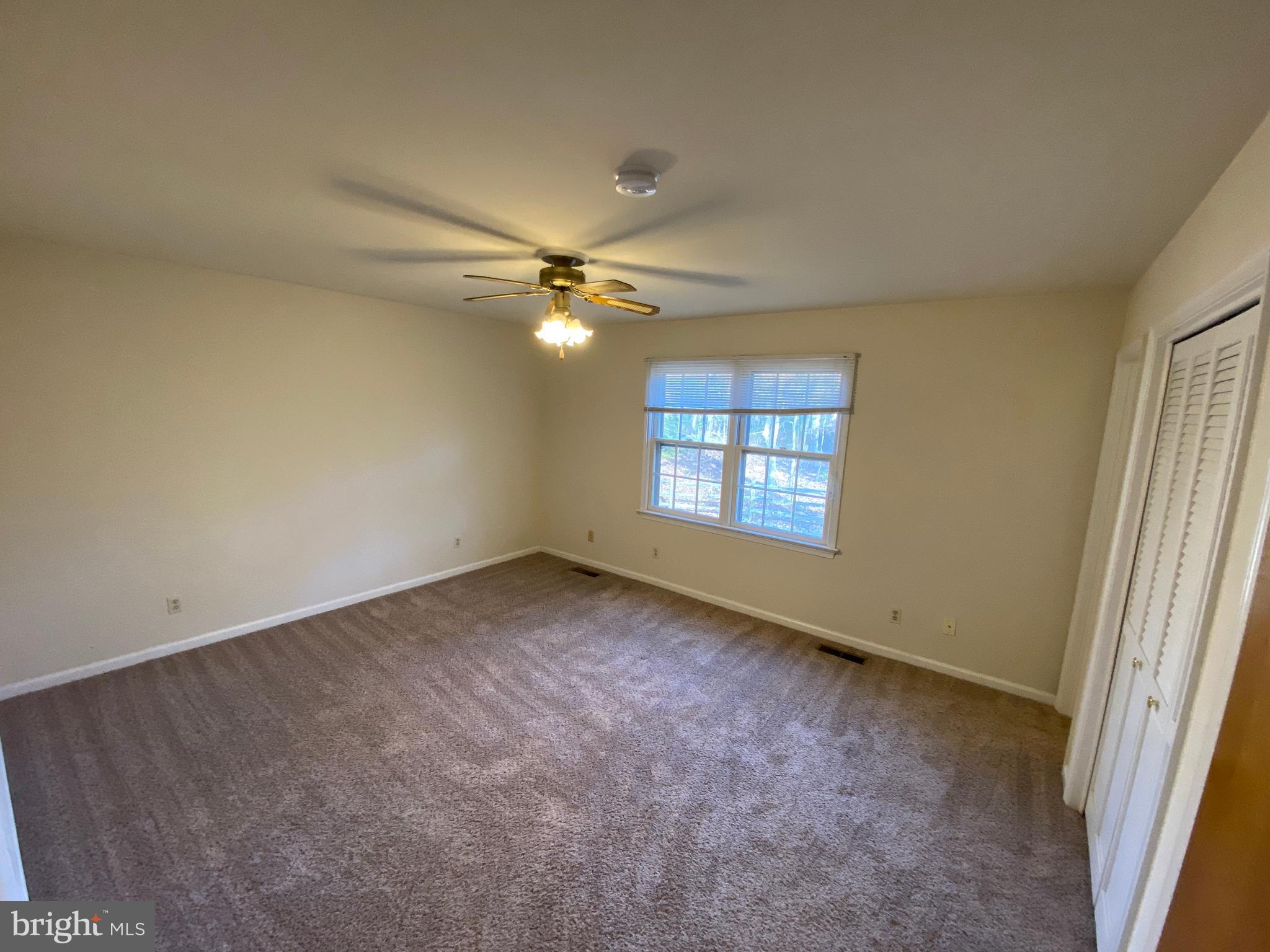 CLEARVIEW HEIGHTS - Residential Lease