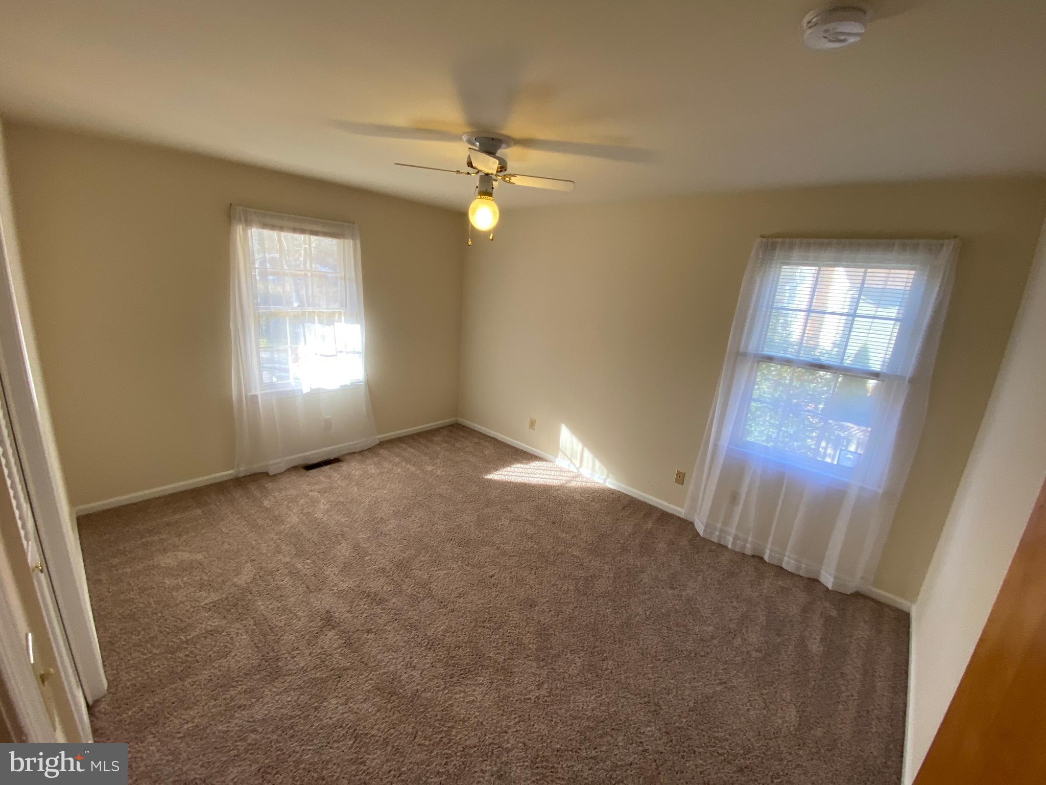 CLEARVIEW HEIGHTS - Residential Lease