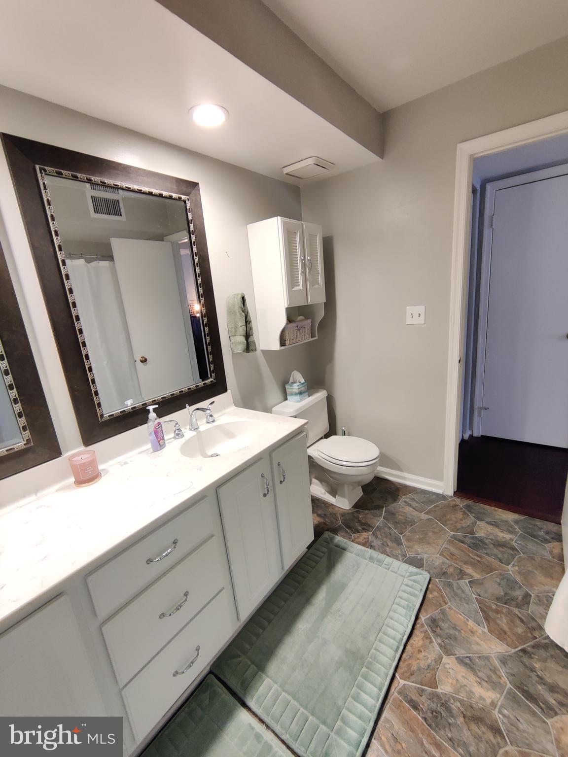 WINDGATE III - Residential Lease