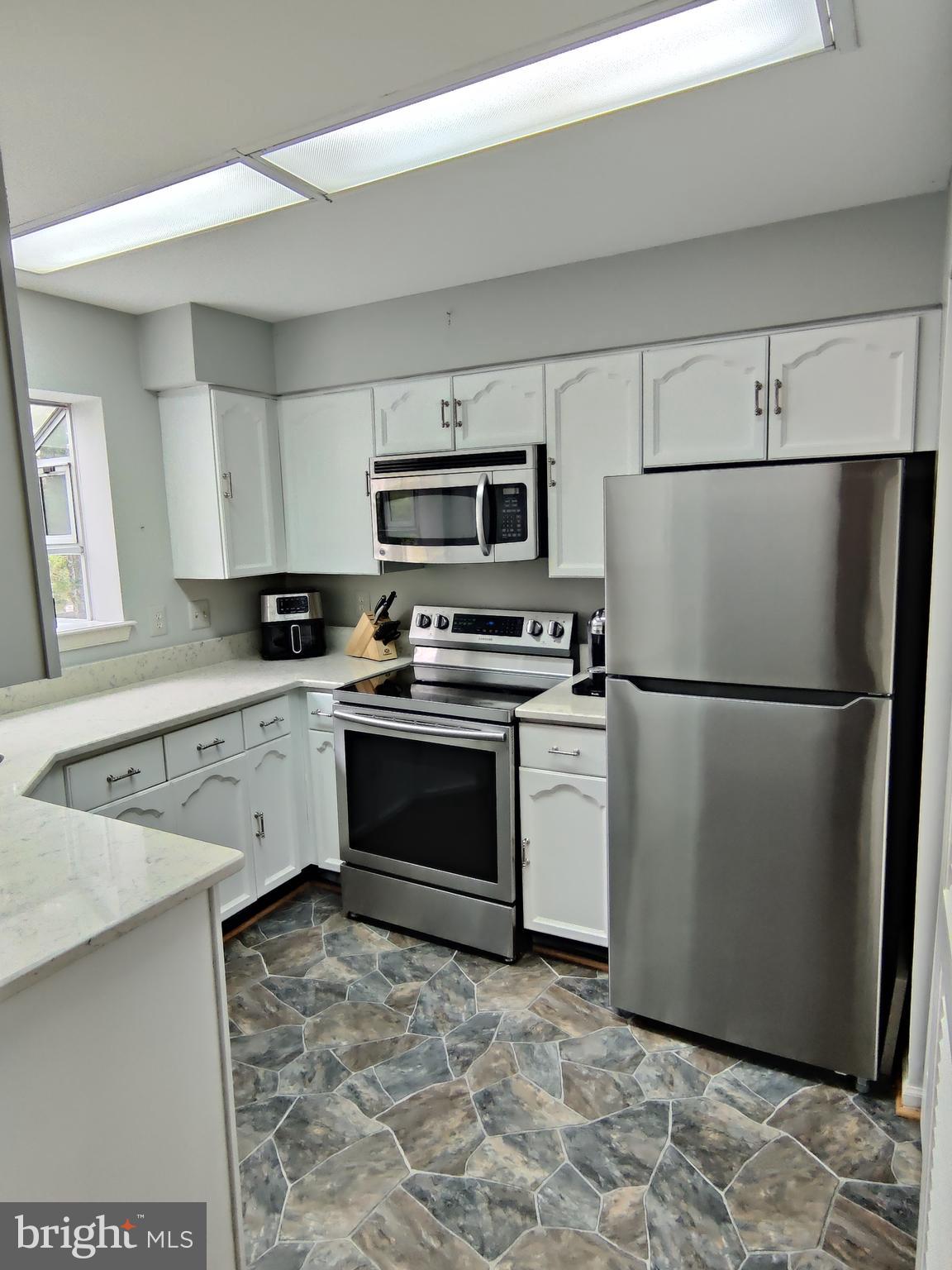 WINDGATE III - Residential Lease