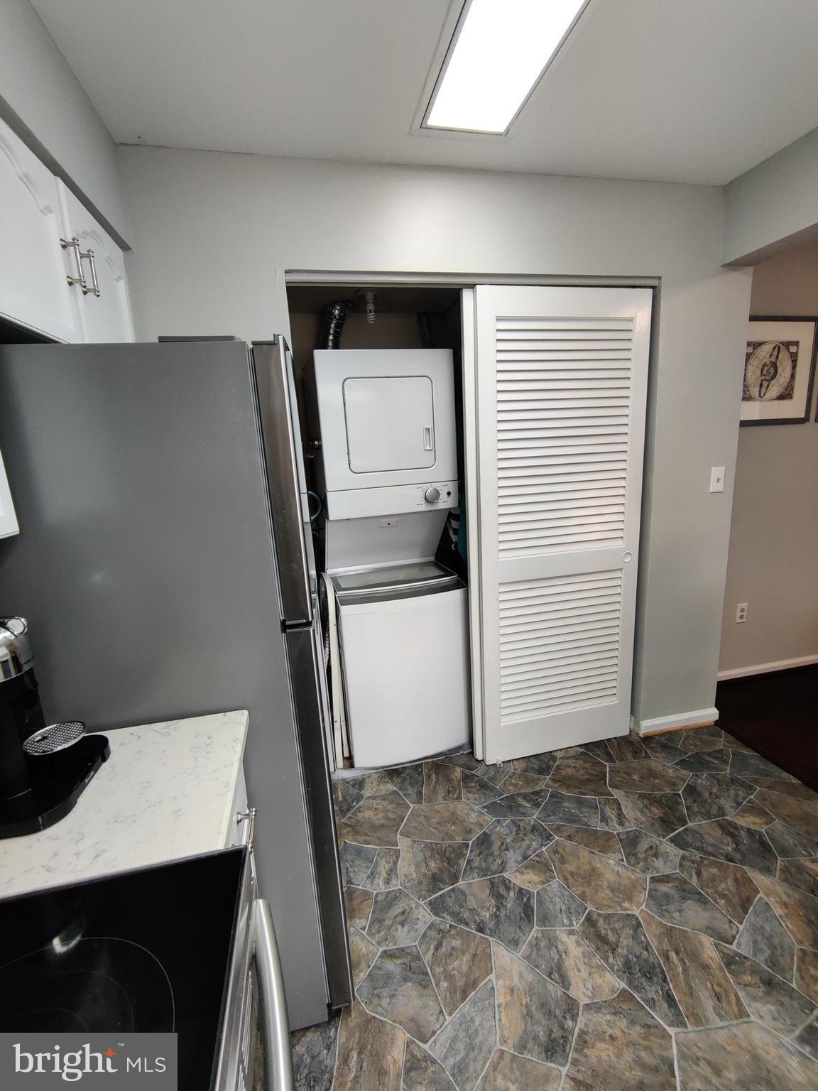 WINDGATE III - Residential Lease