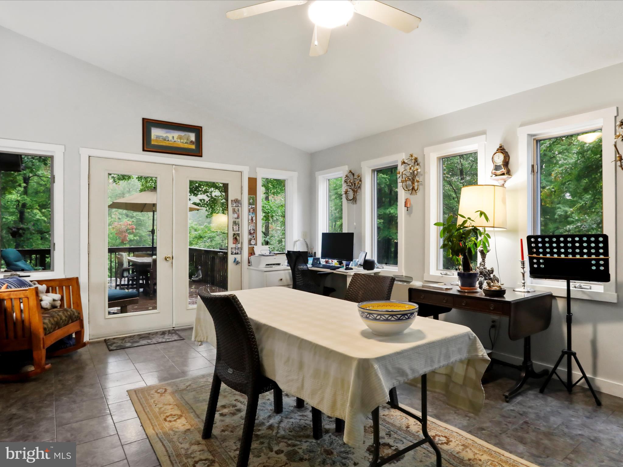 COOLFONT MOUNTAINSIDE - Residential