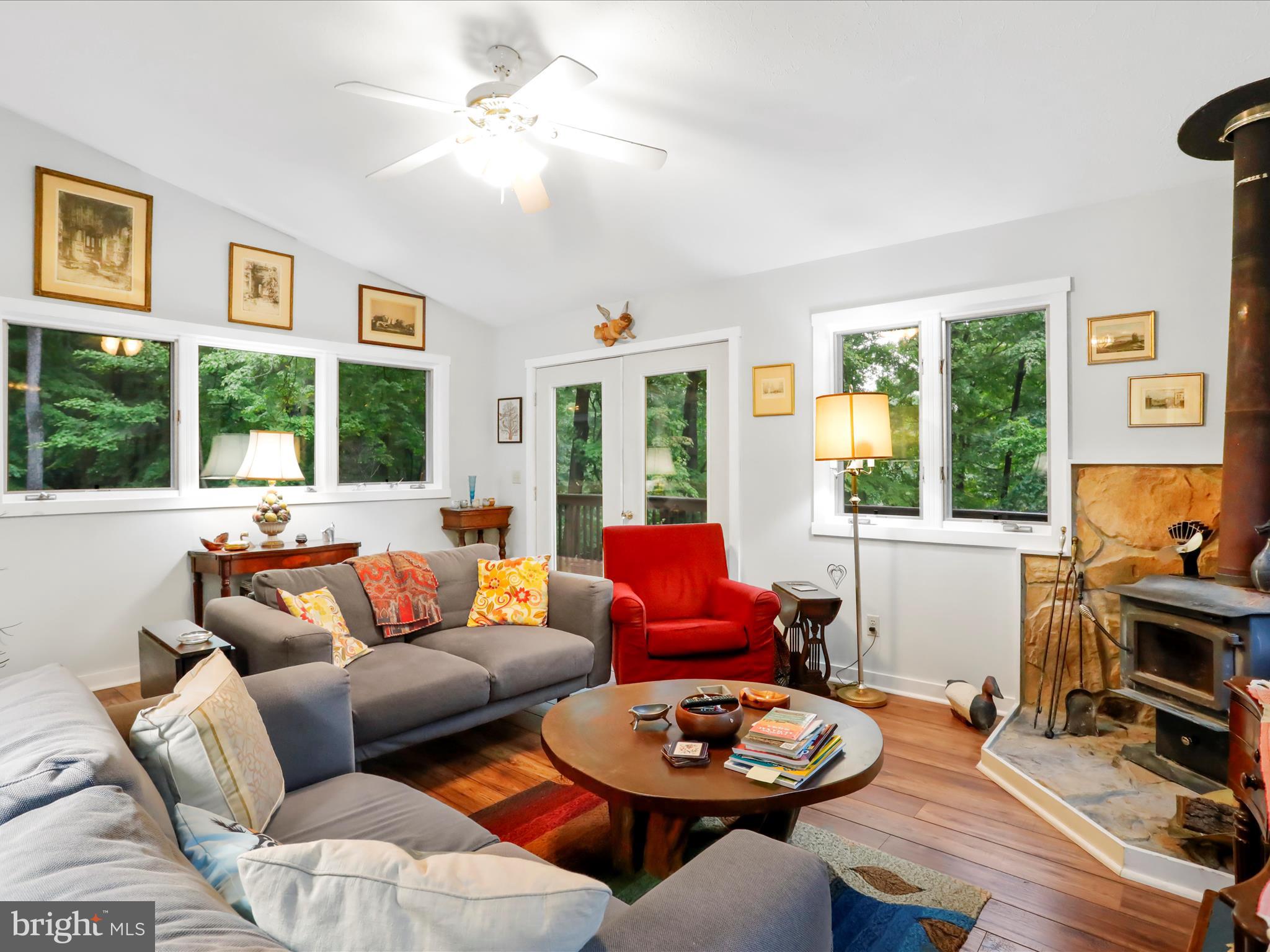 COOLFONT MOUNTAINSIDE - Residential