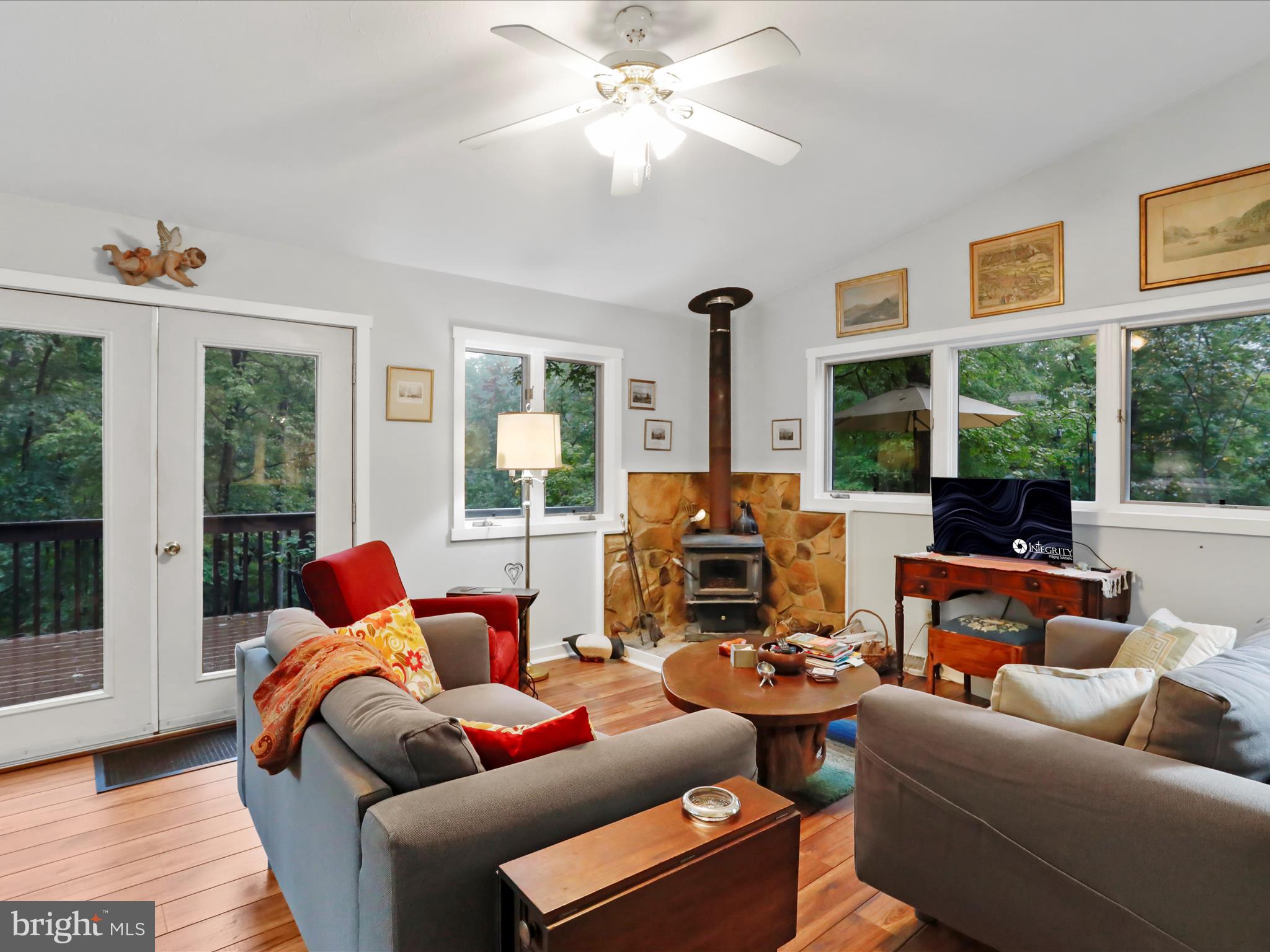 COOLFONT MOUNTAINSIDE - Residential