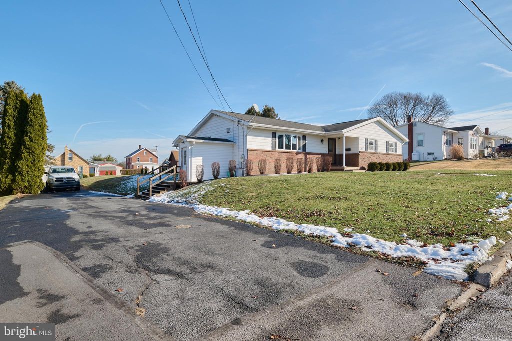 Photo of 138 Brown Avenue, BELLEFONTE, PA 16823 (MLS # PACE2517162)