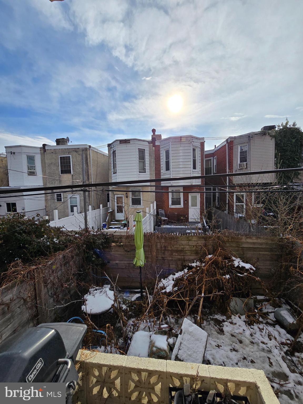 WALNUT HILL - Residential