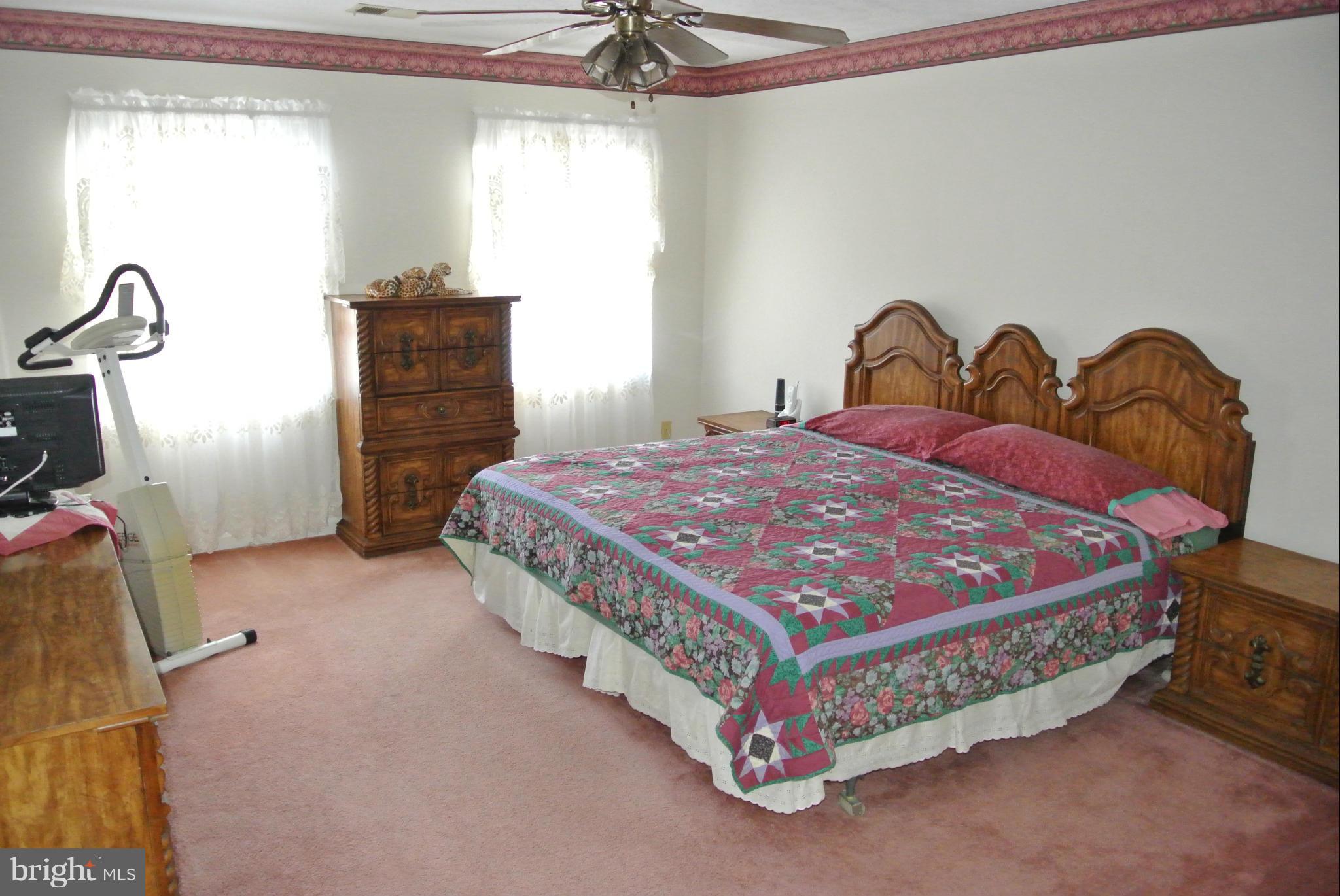 HUNTLEY ESTATES SUB - Residential