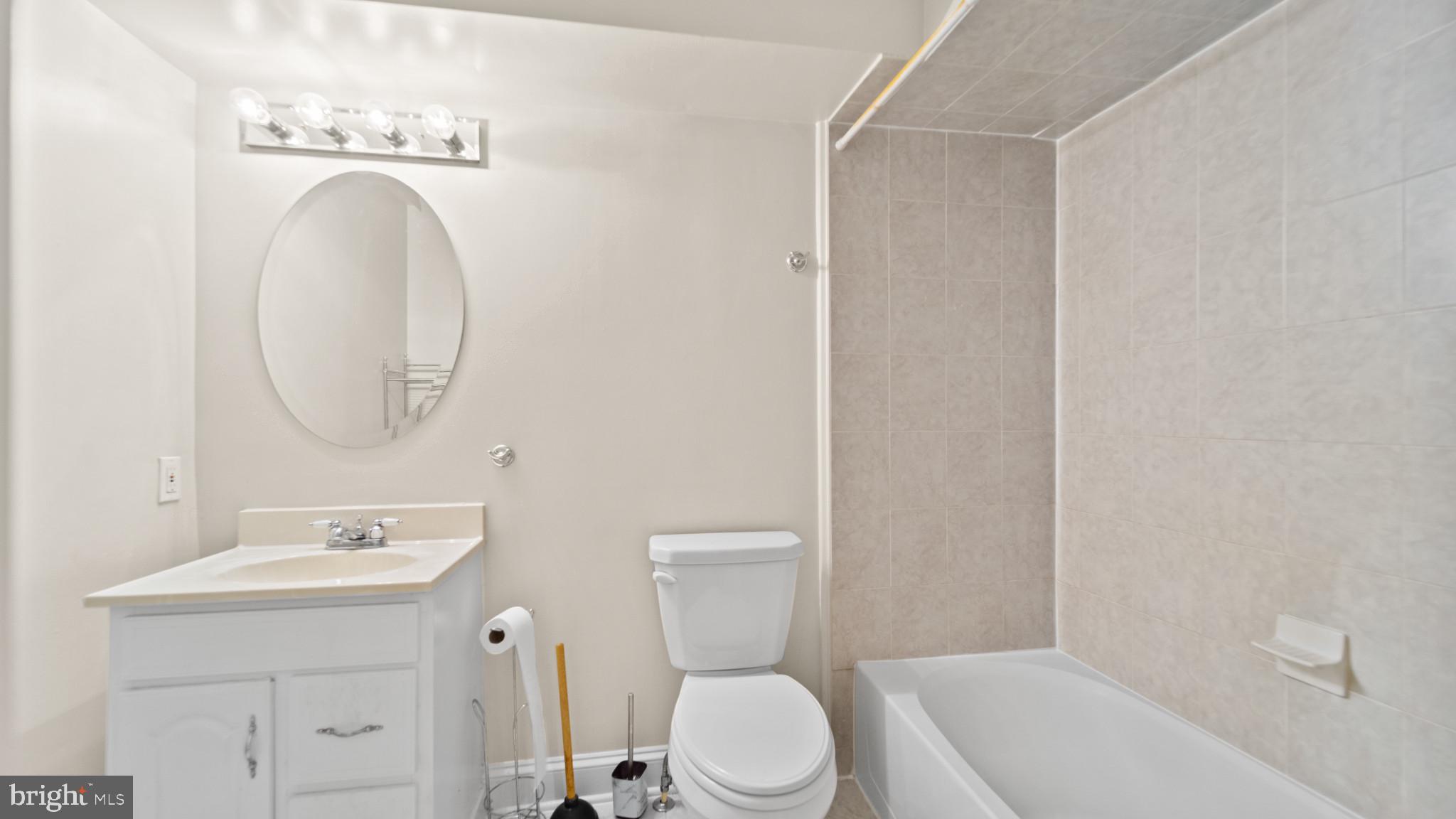 PIGTOWN HISTORIC DISTRICT - Residential Lease