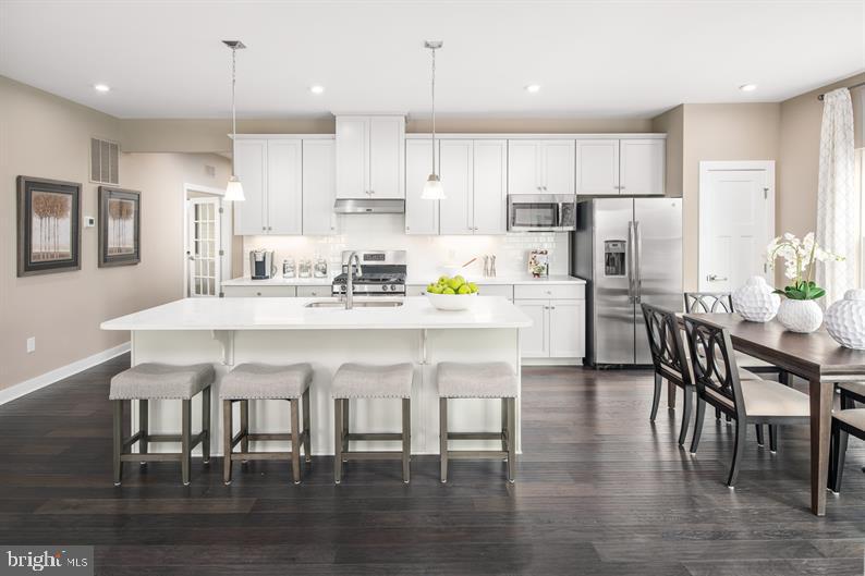 TWO RIVERS - Residential