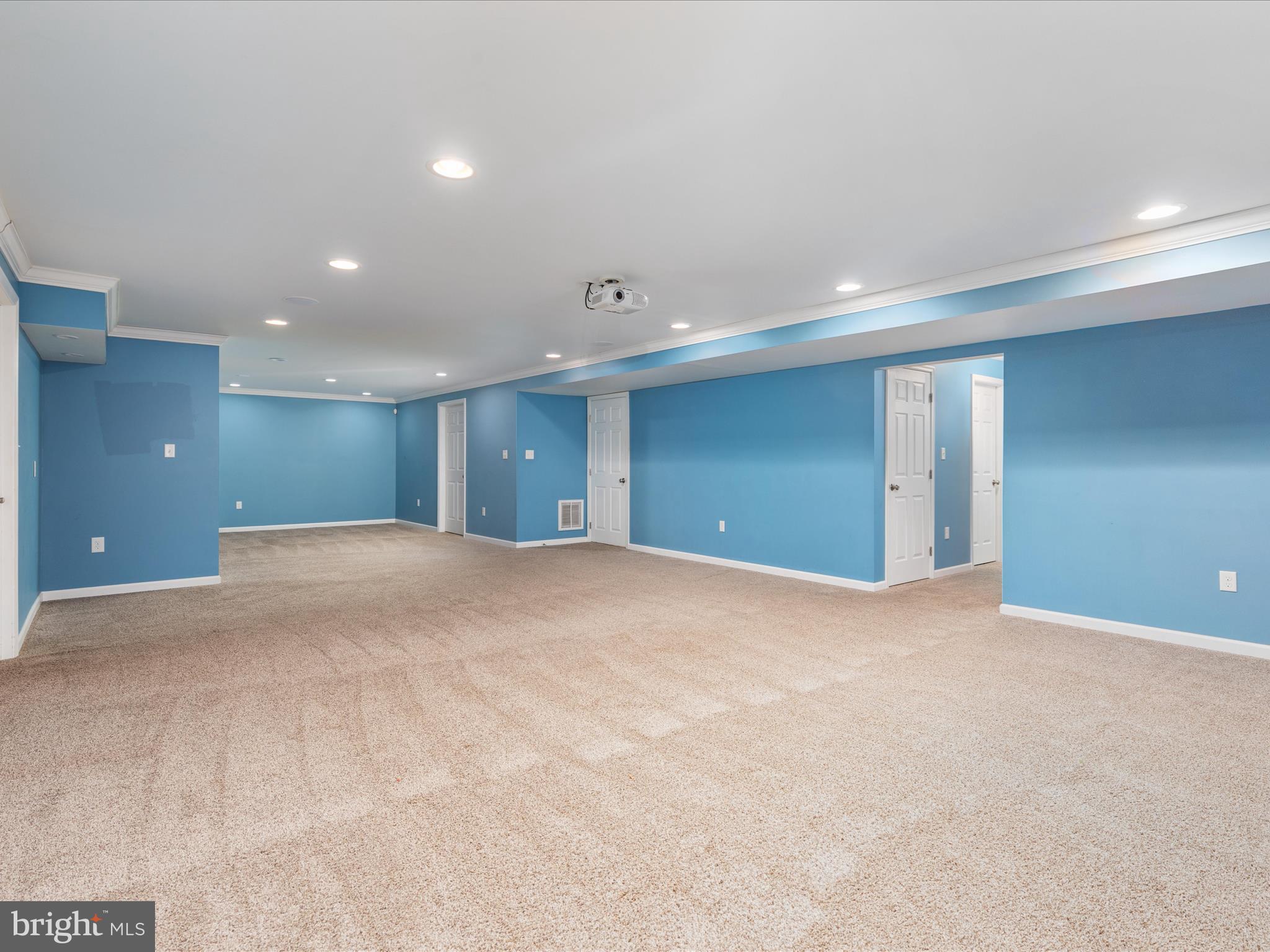 WINFIELD - Residential