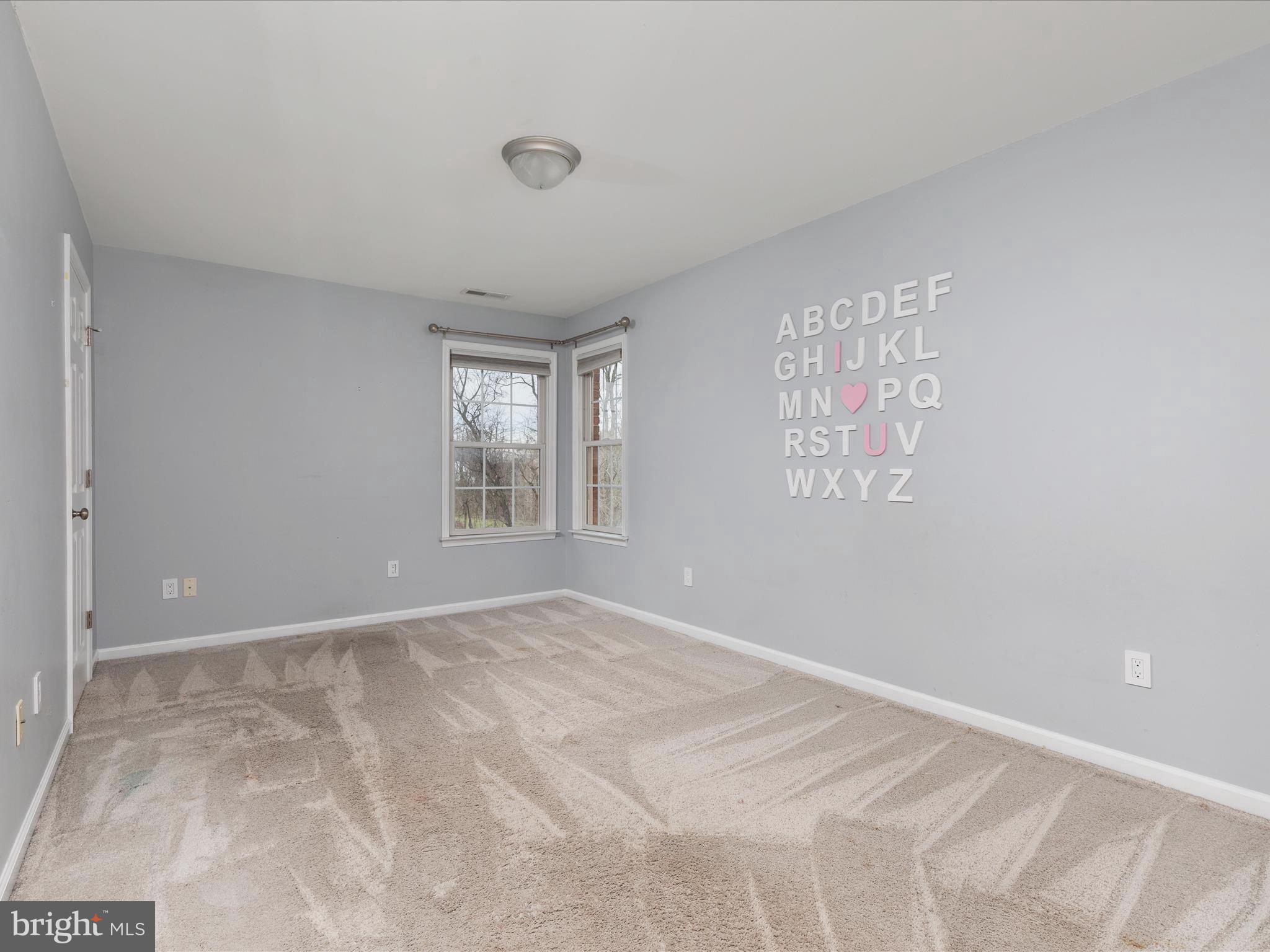 WINFIELD - Residential