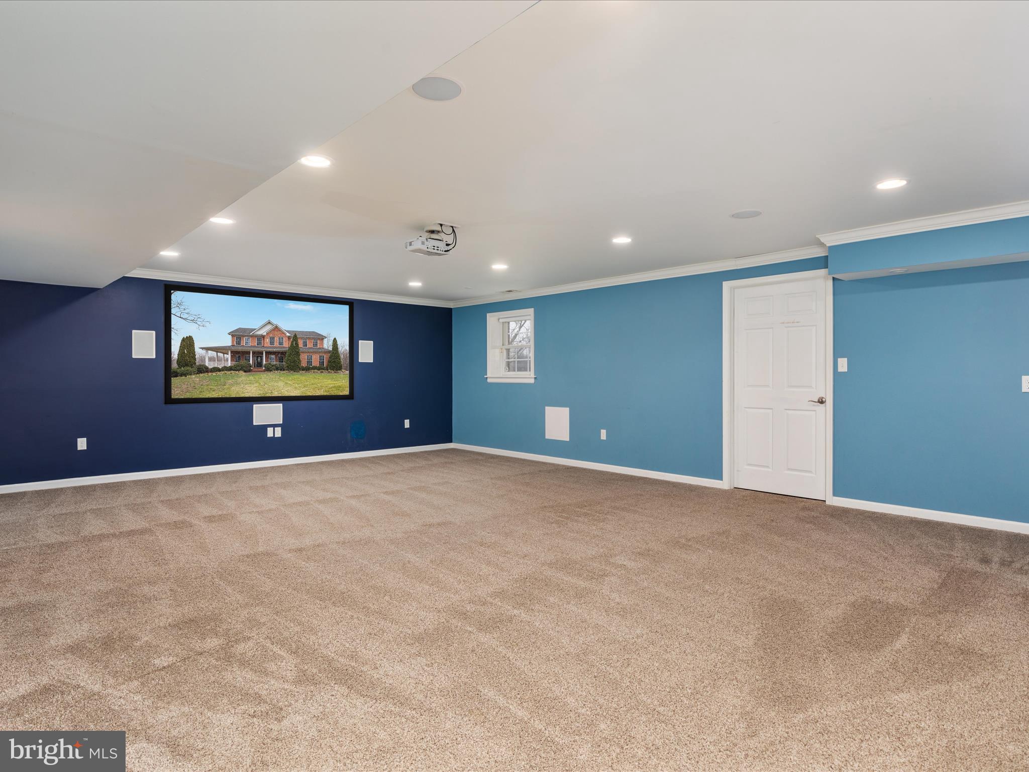 WINFIELD - Residential