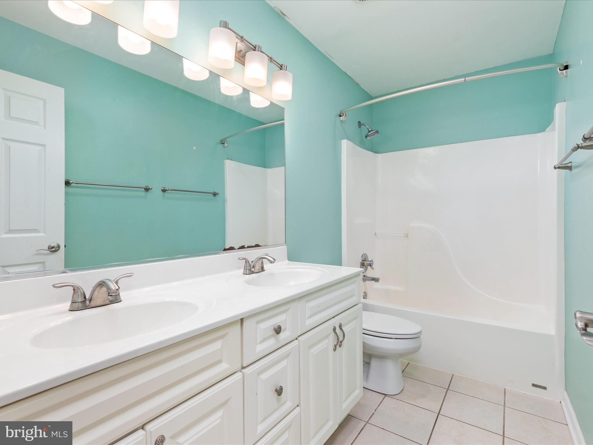 WINFIELD - Residential