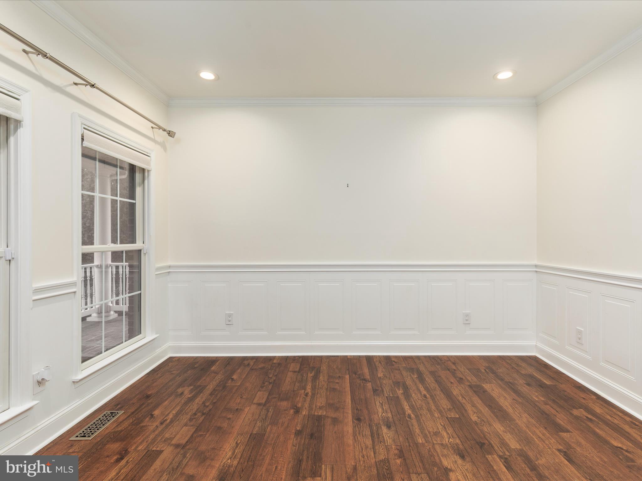 WINFIELD - Residential