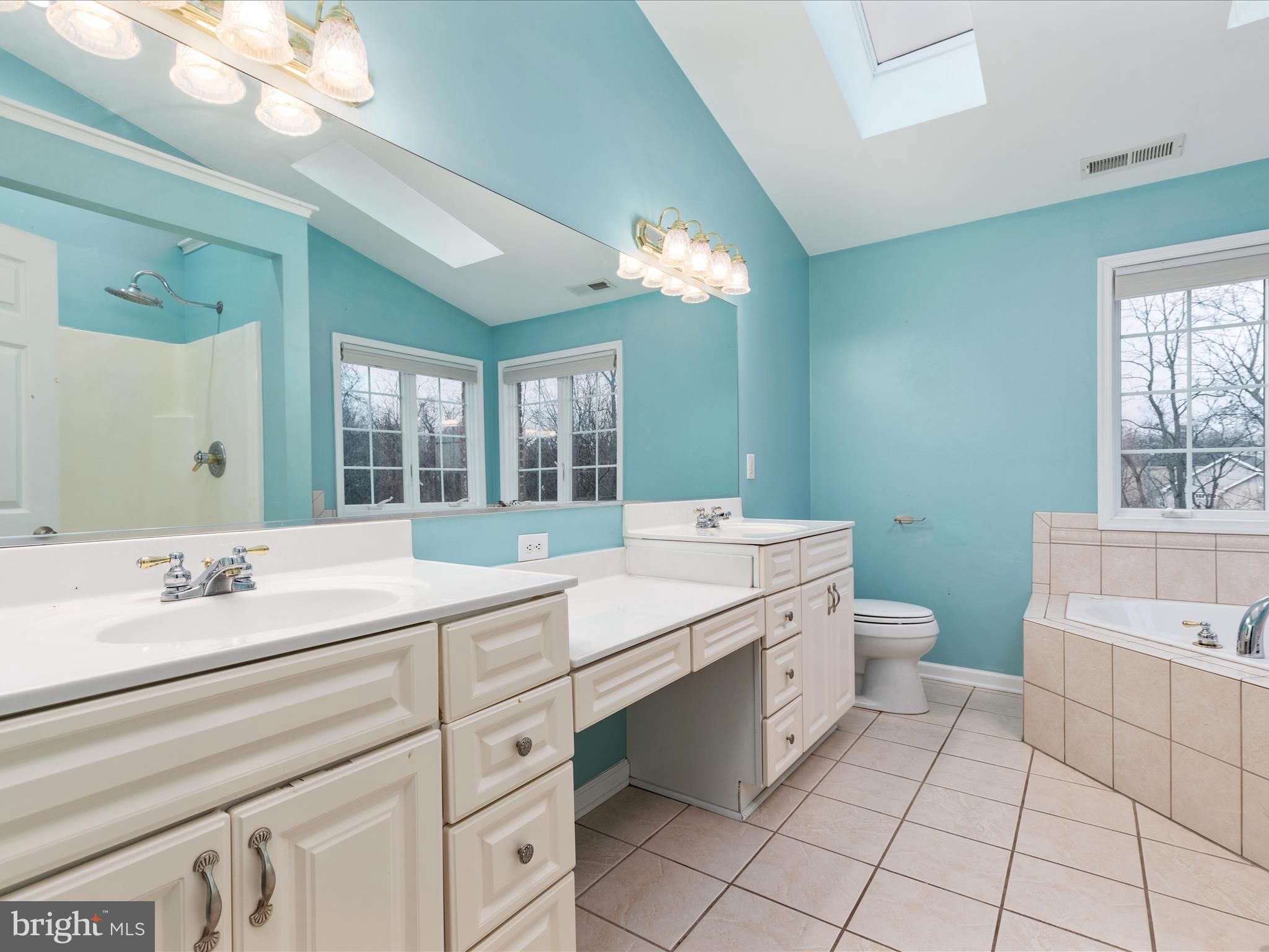 WINFIELD - Residential