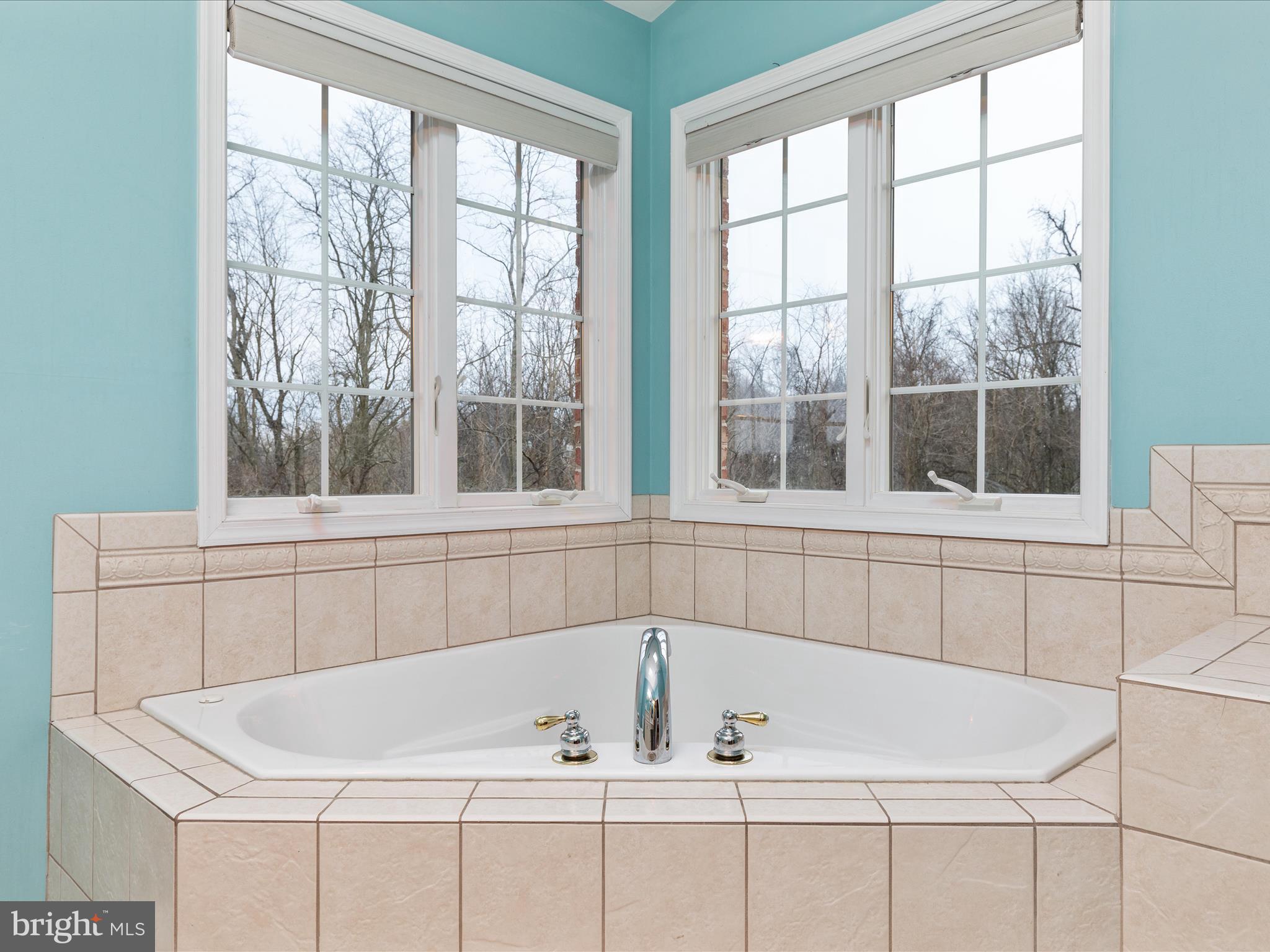 WINFIELD - Residential