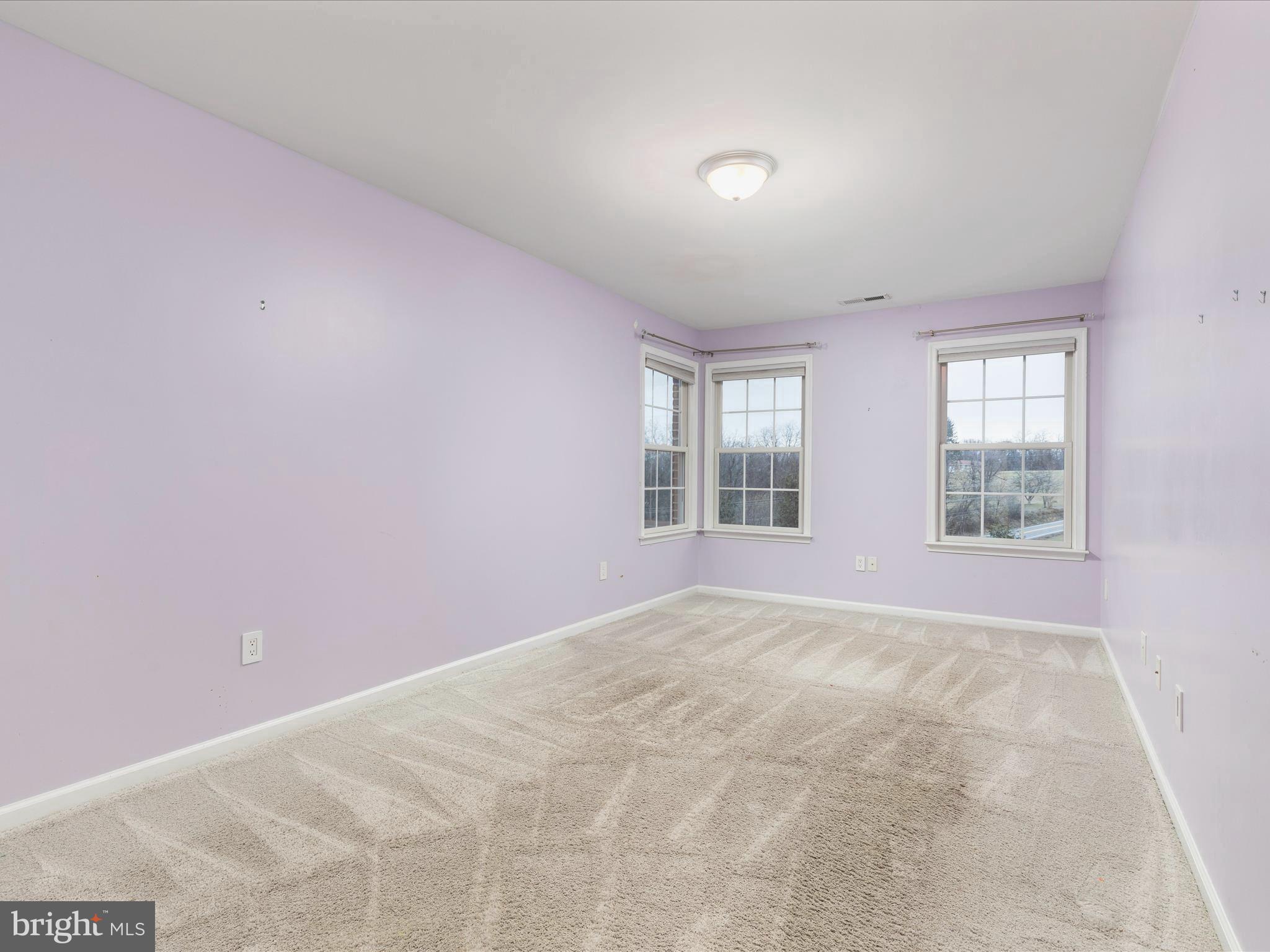 WINFIELD - Residential