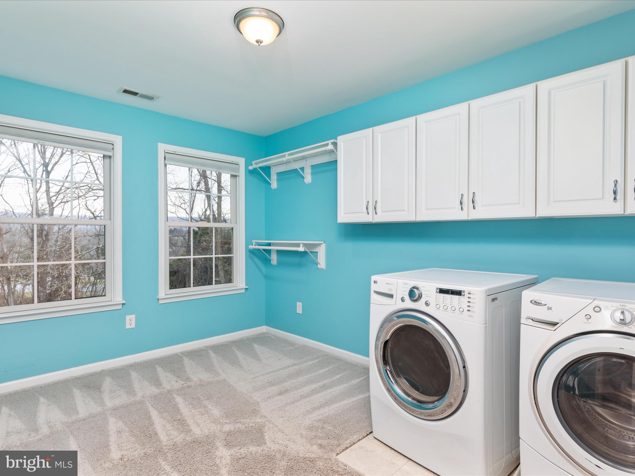 WINFIELD - Residential