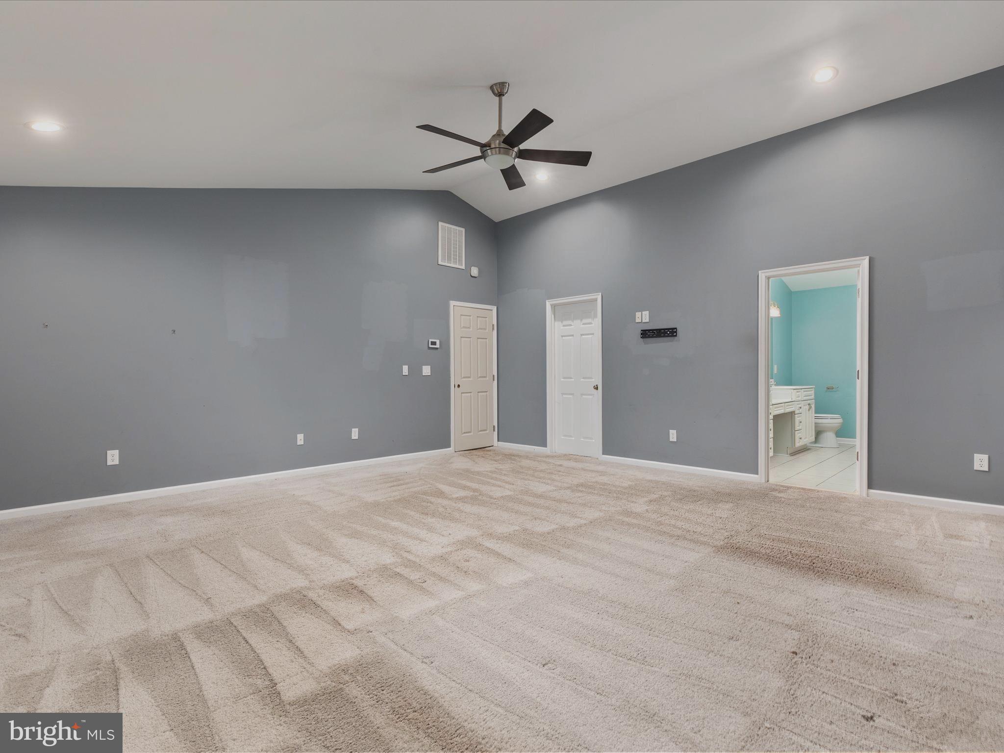 WINFIELD - Residential