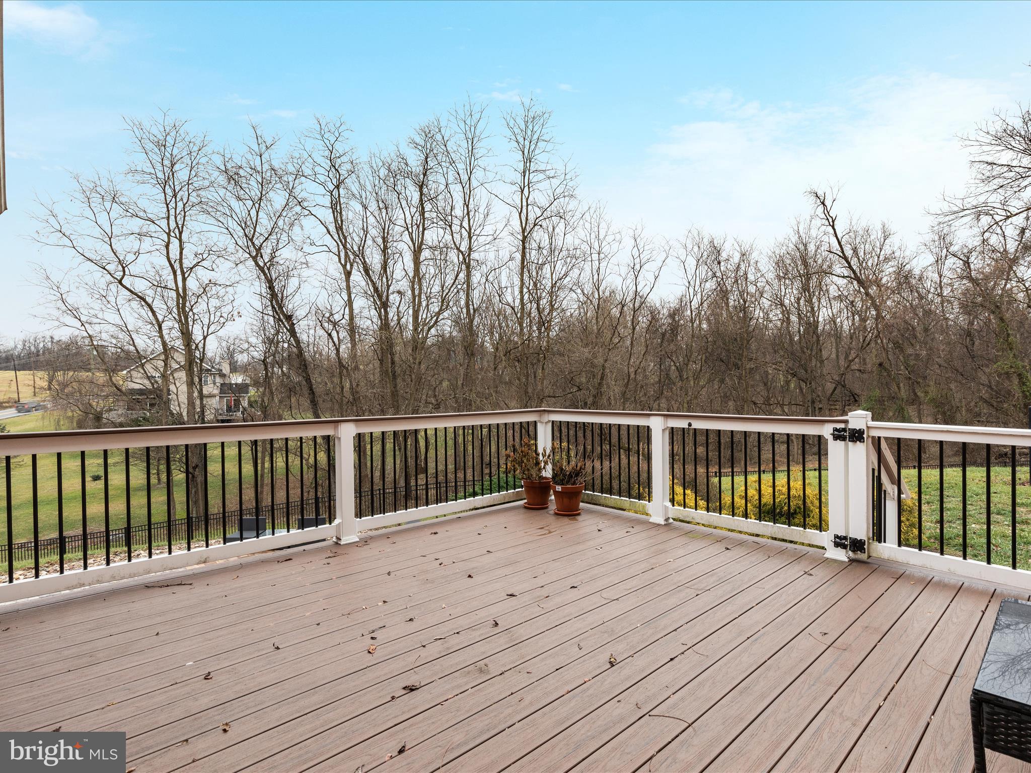 WINFIELD - Residential