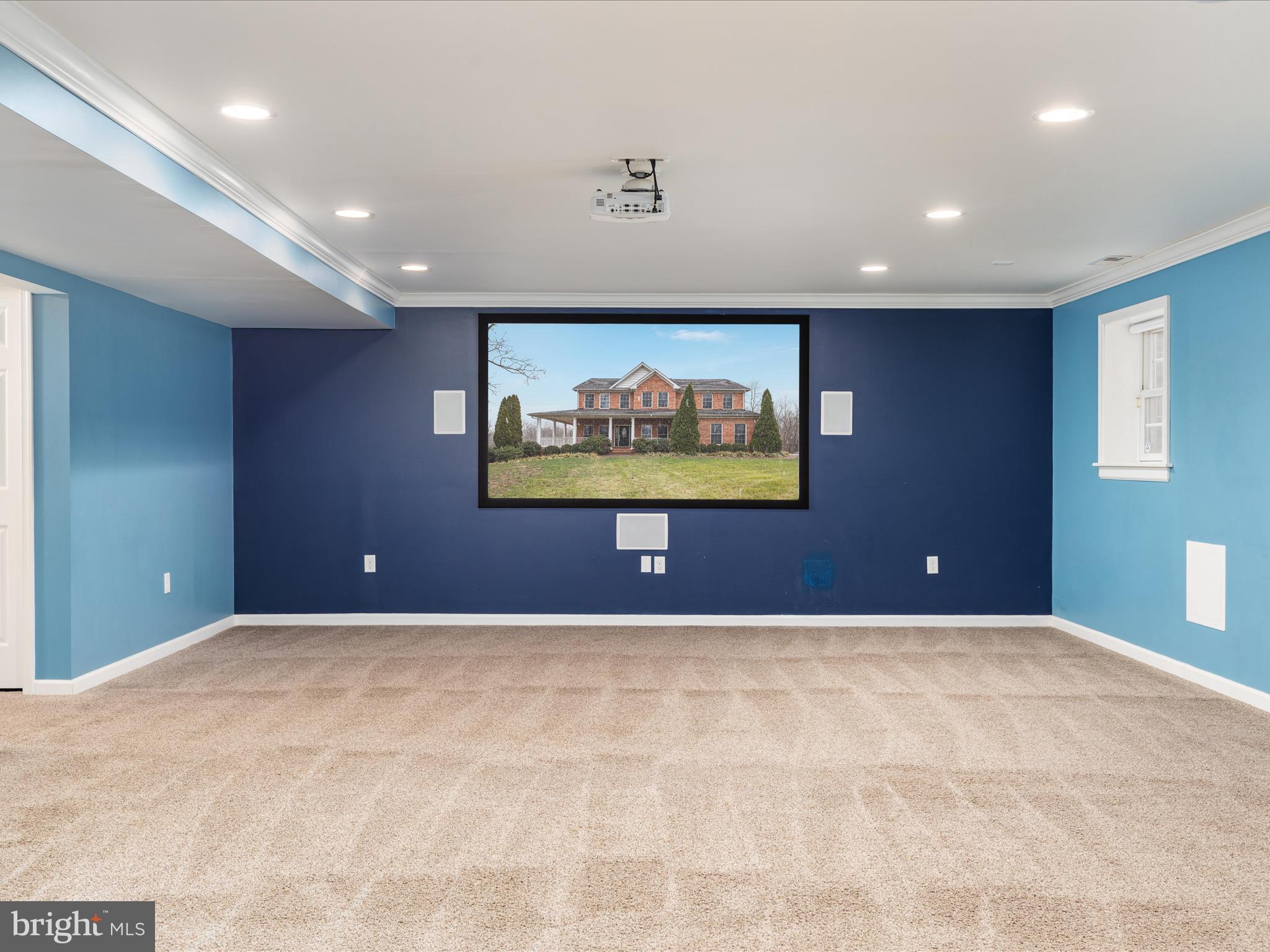 WINFIELD - Residential