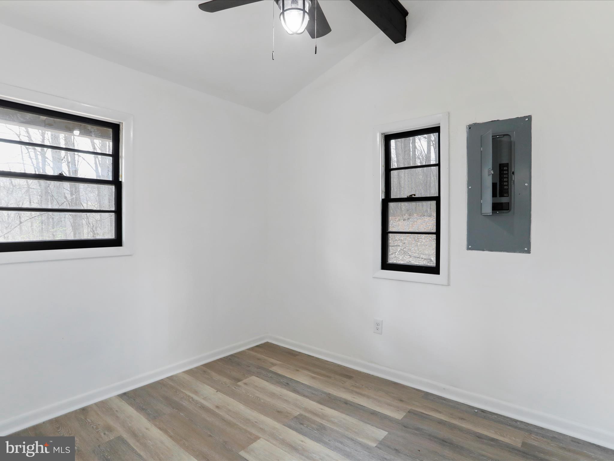 BLUE MOUNTAIN - Residential