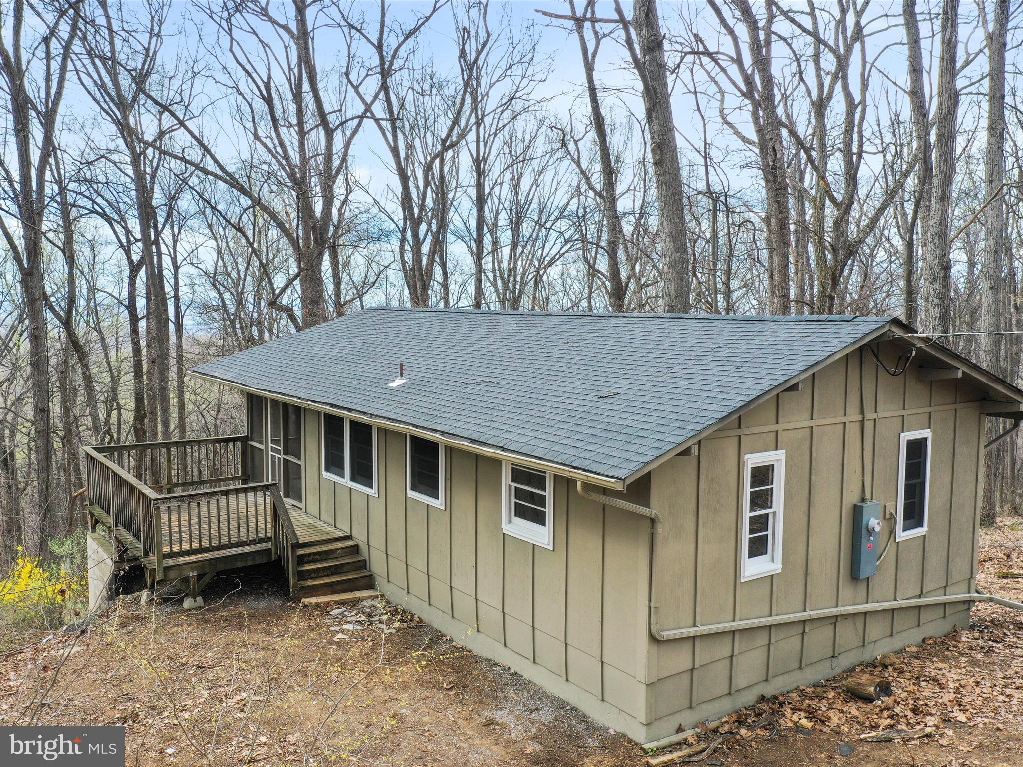 BLUE MOUNTAIN - Residential