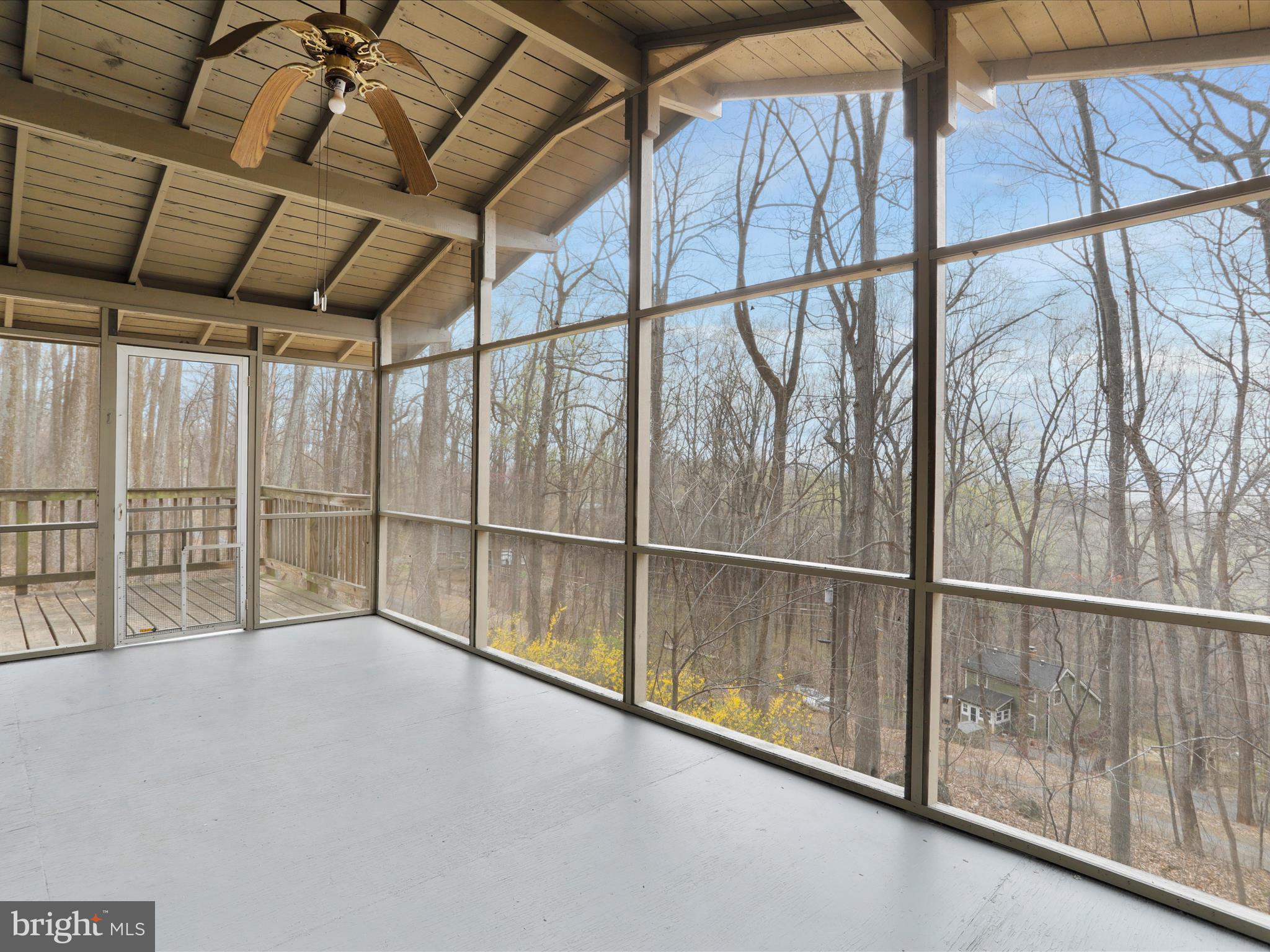 BLUE MOUNTAIN - Residential