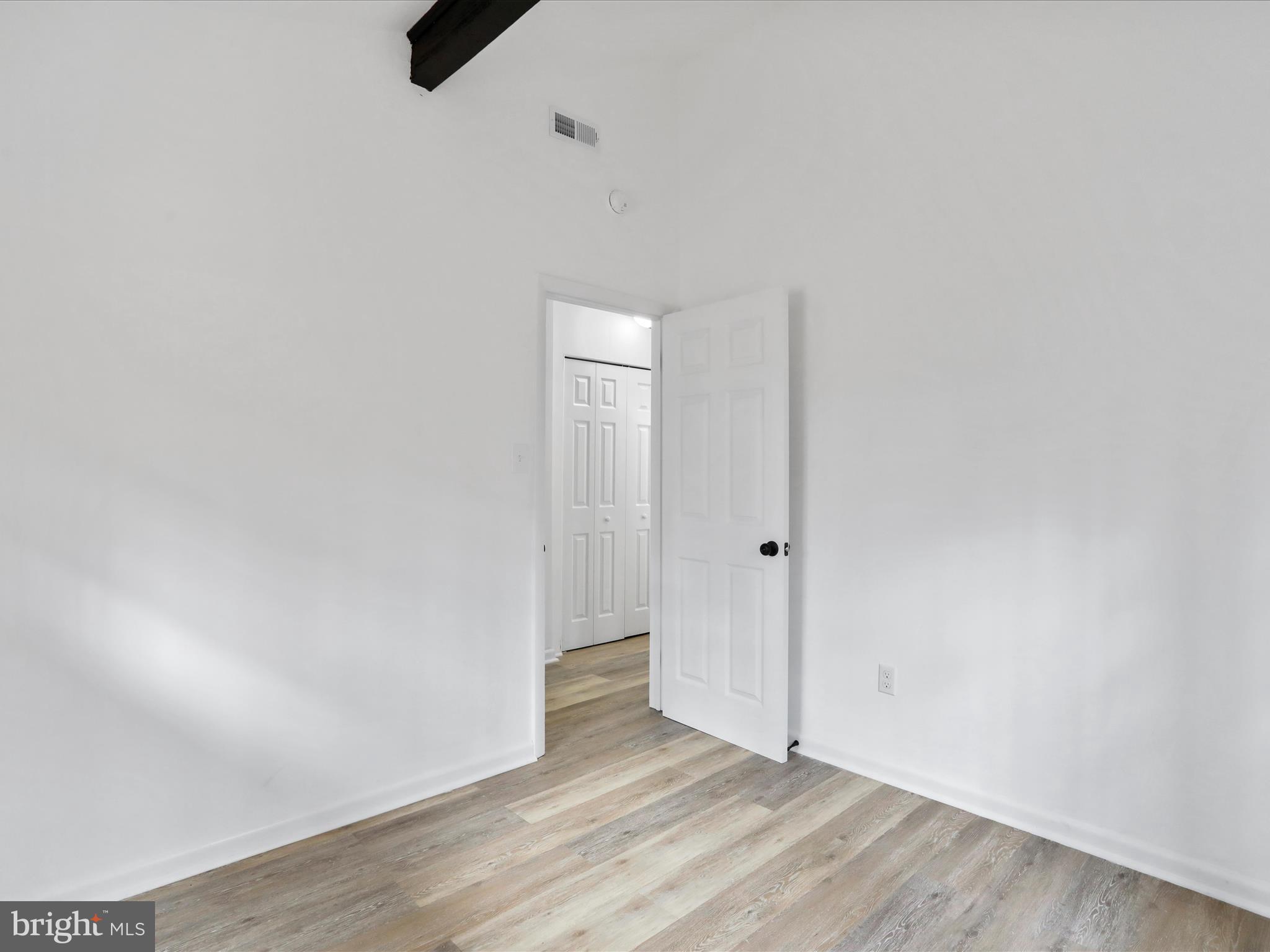 BLUE MOUNTAIN - Residential