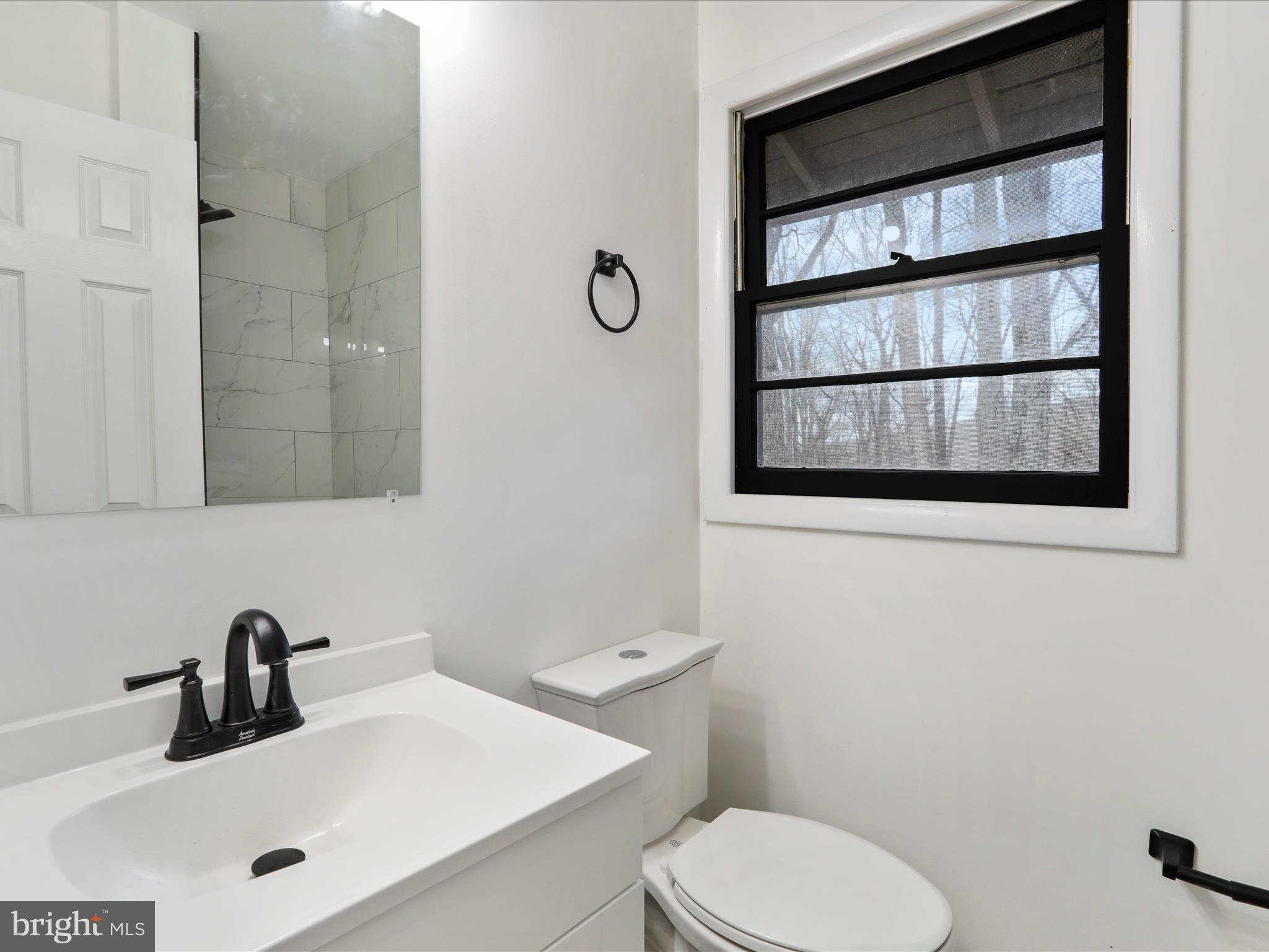 BLUE MOUNTAIN - Residential